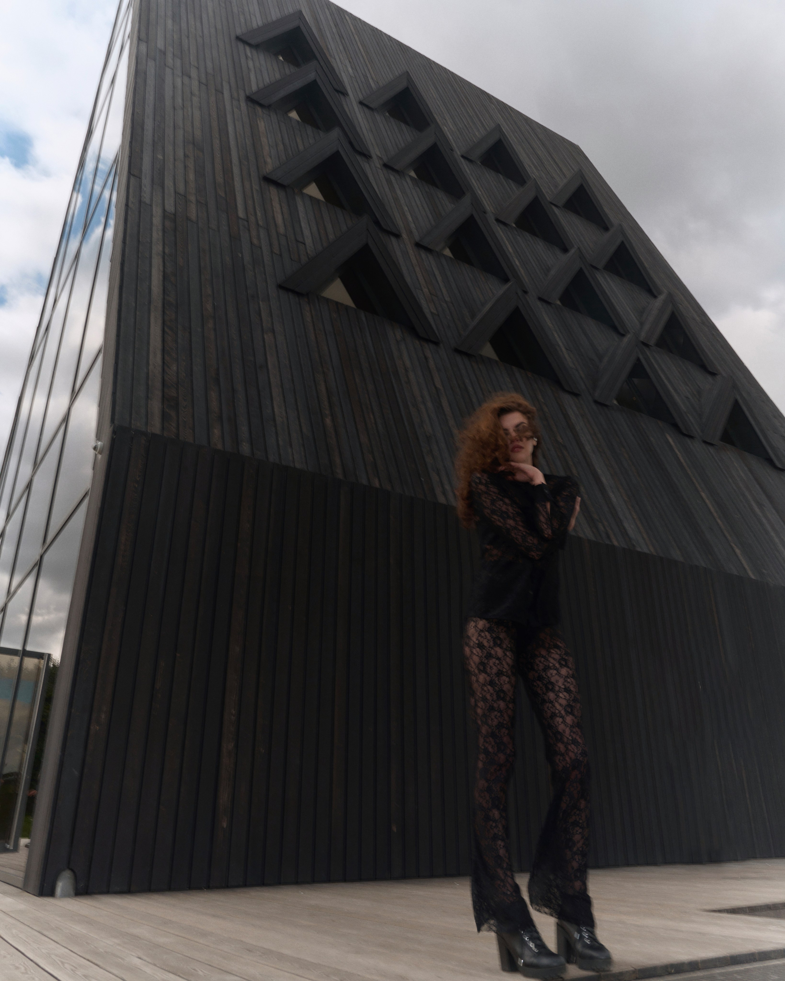 Julia. Z H U R A V L E V