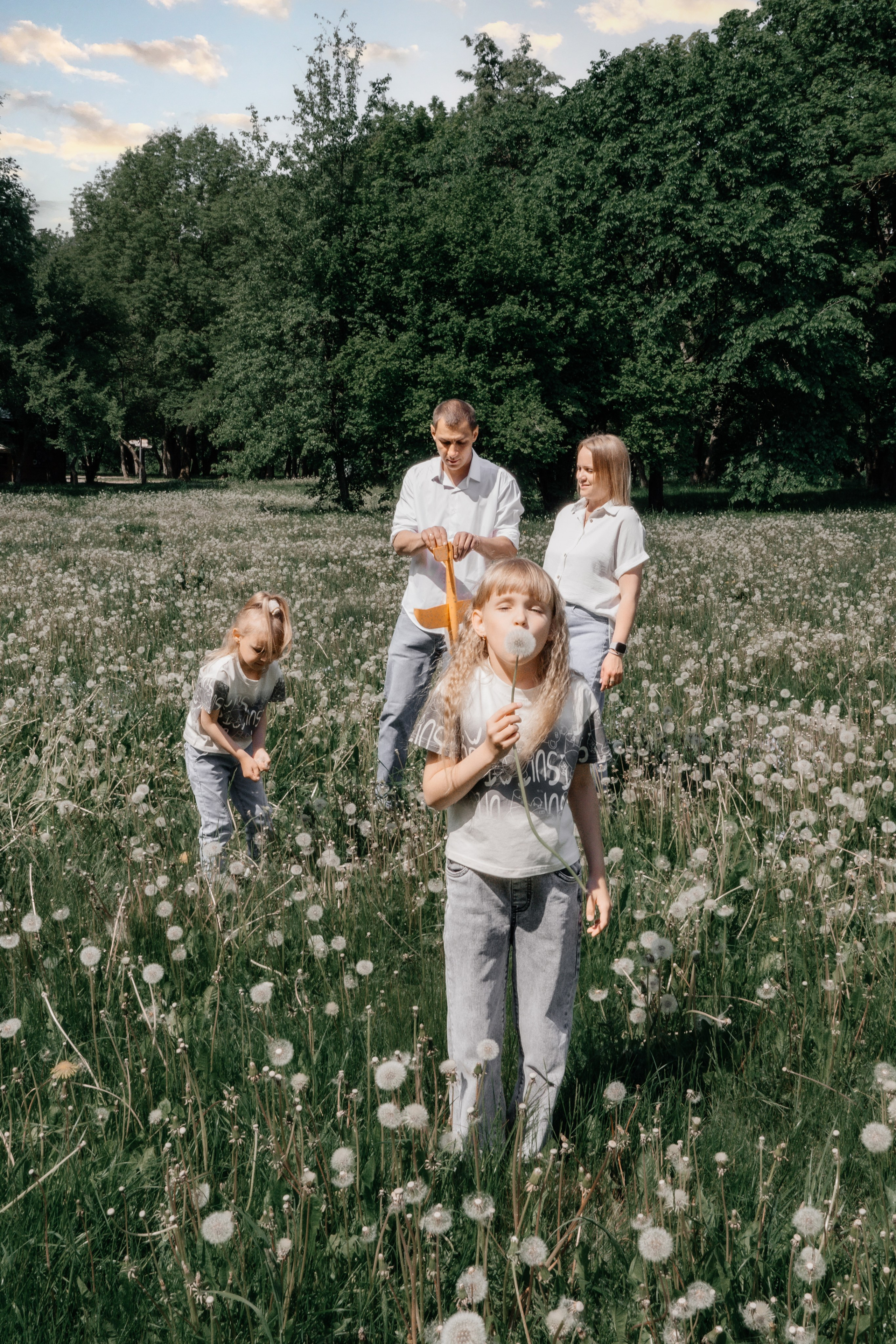 Семейная съемка в Лошицком парке. Ваш семейный фотограф в Минске — Вика Трегубова