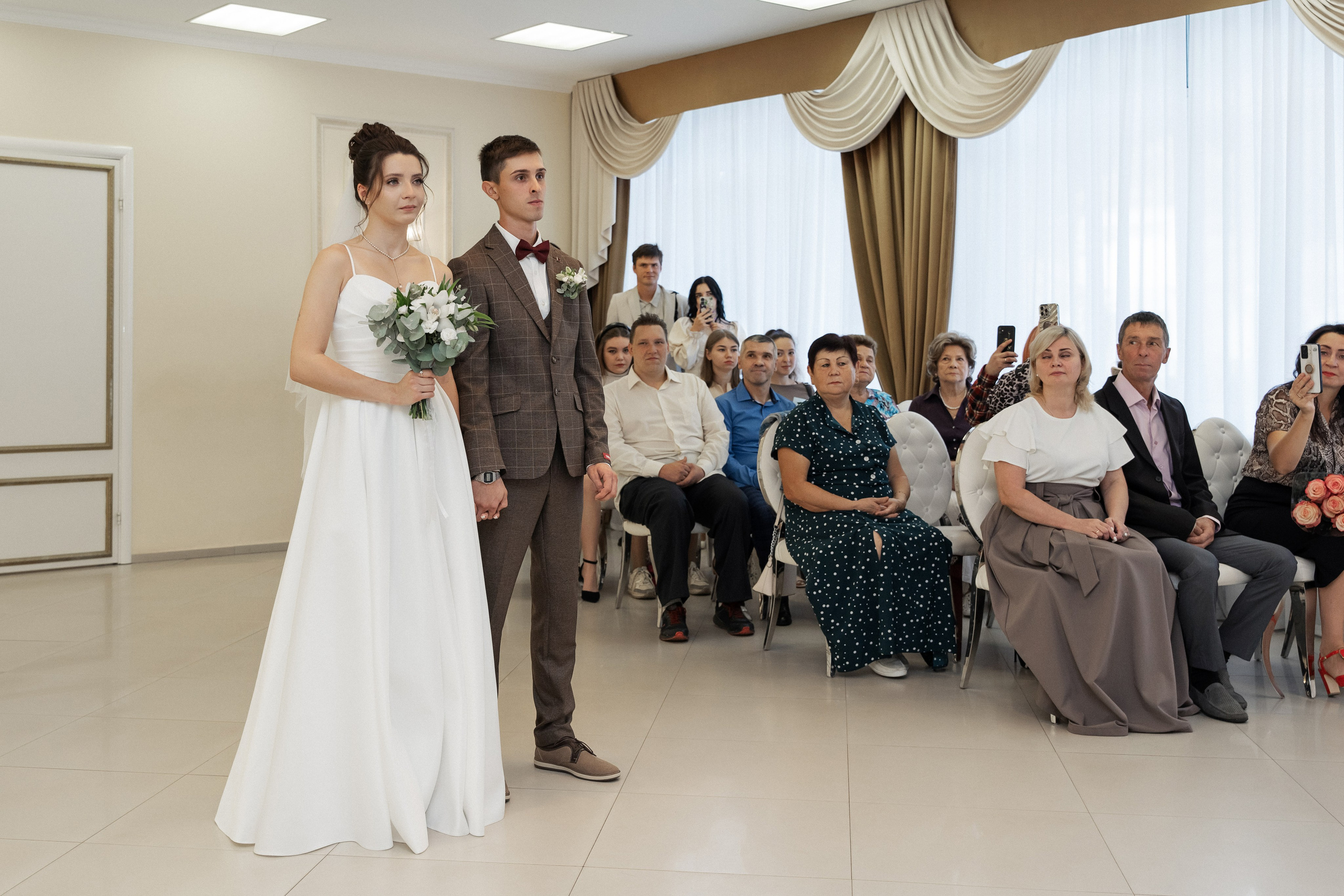 Фотосессия жених и невеста. Фотограф Сергиев Посад / Москва / Дмитров / Дубна