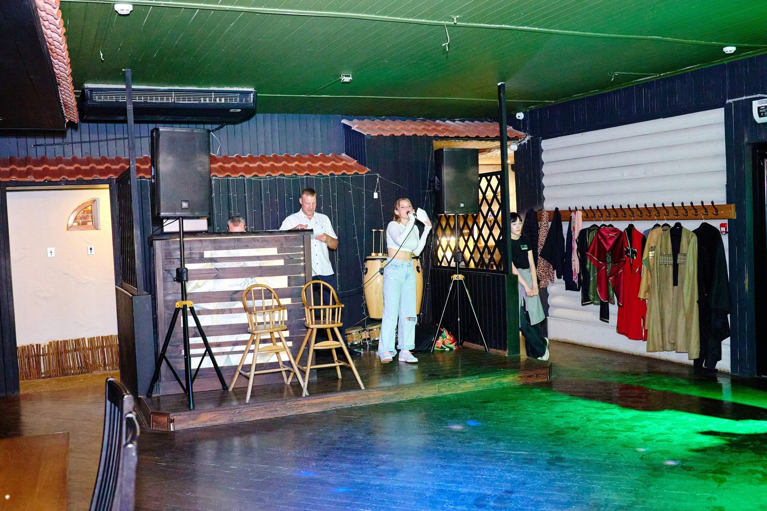 Выпускной 35 Сош. Фотограф Выпускные альбомы Таганрог Сергей Коробченко