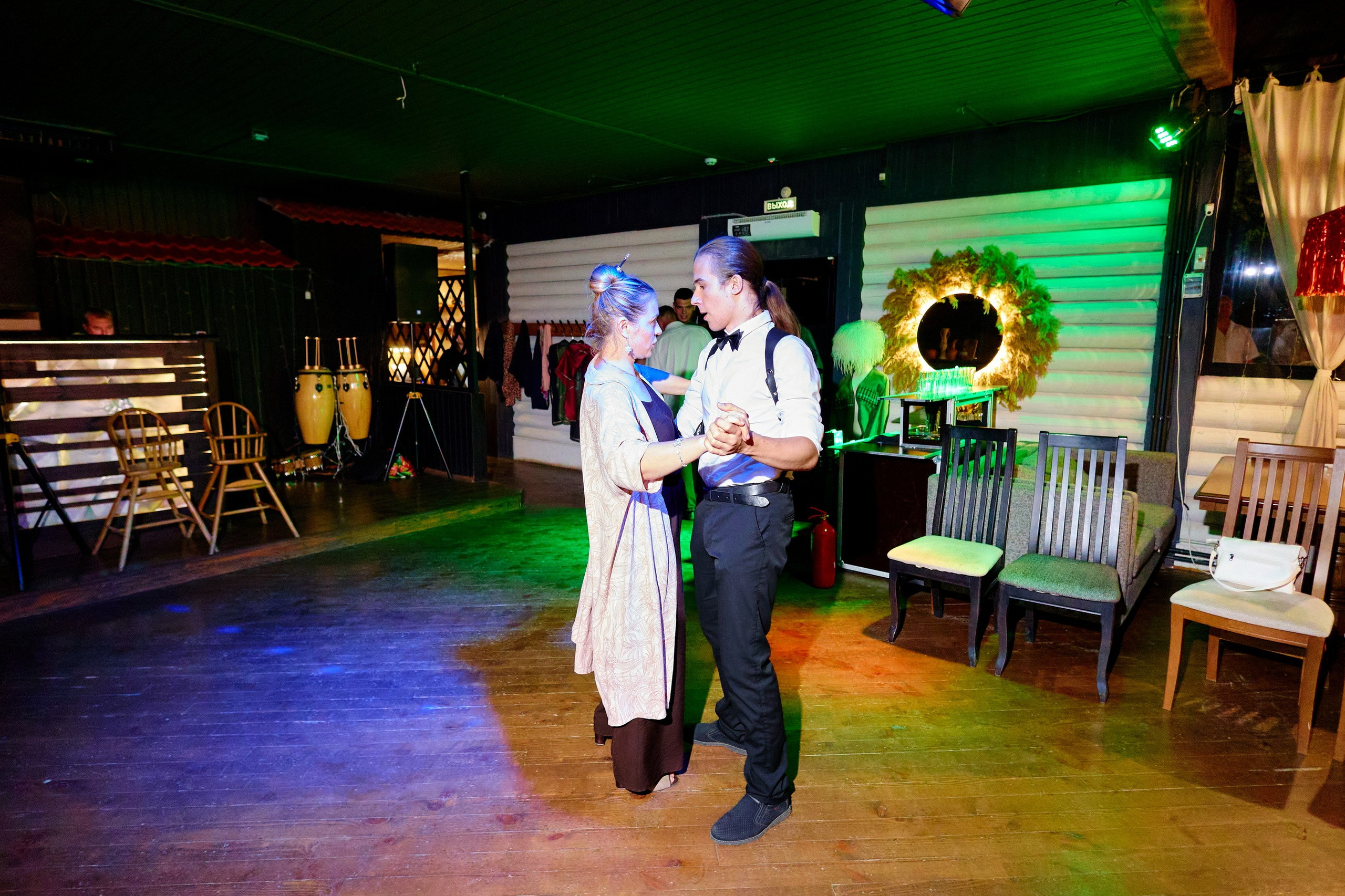 Выпускной 35 Сош. Фотограф Выпускные альбомы Таганрог Сергей Коробченко