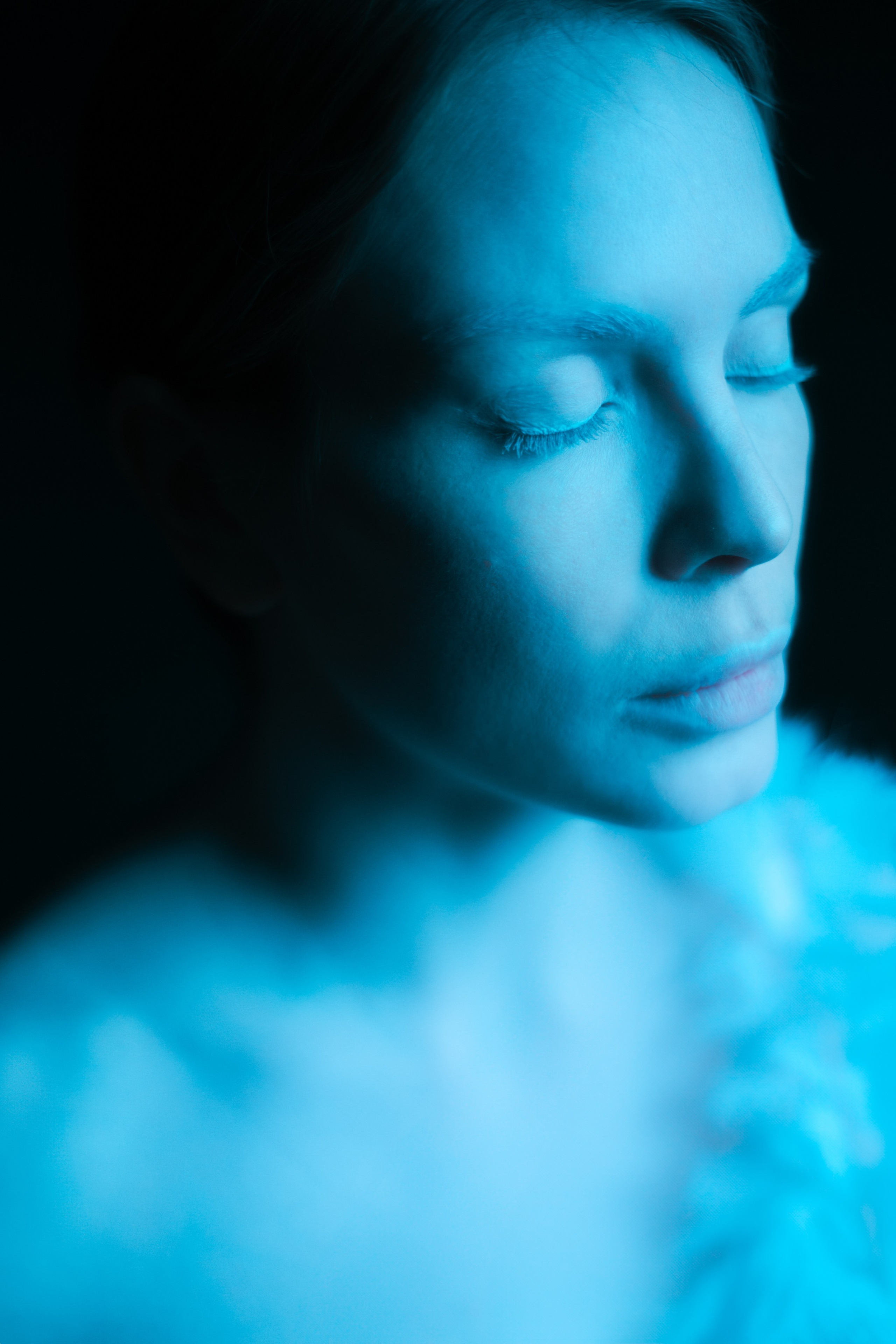 SWAN. Настоящие портреты и истории