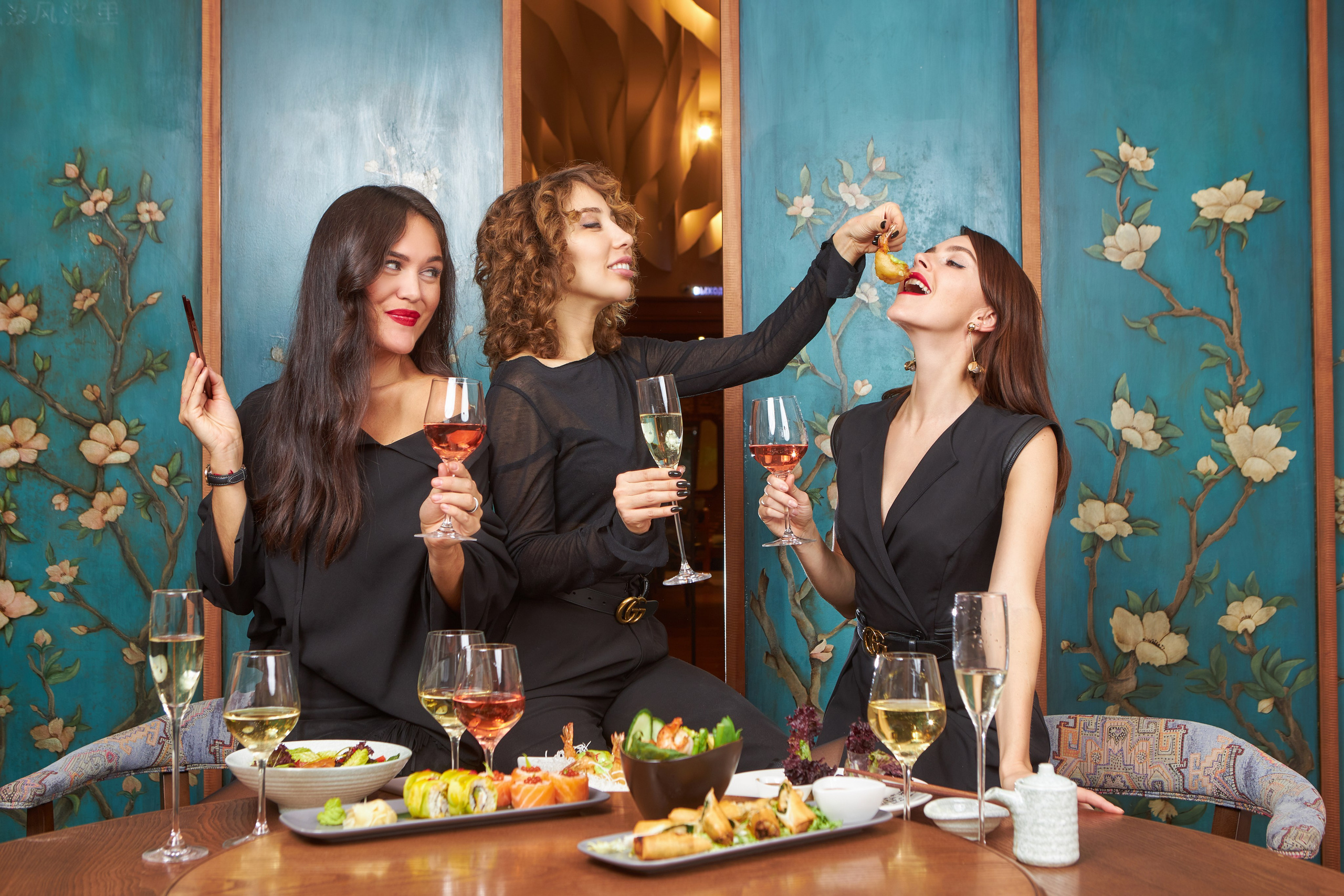 Портретная съёмка в Екатеринбурге. Предметная и рекламная фотография