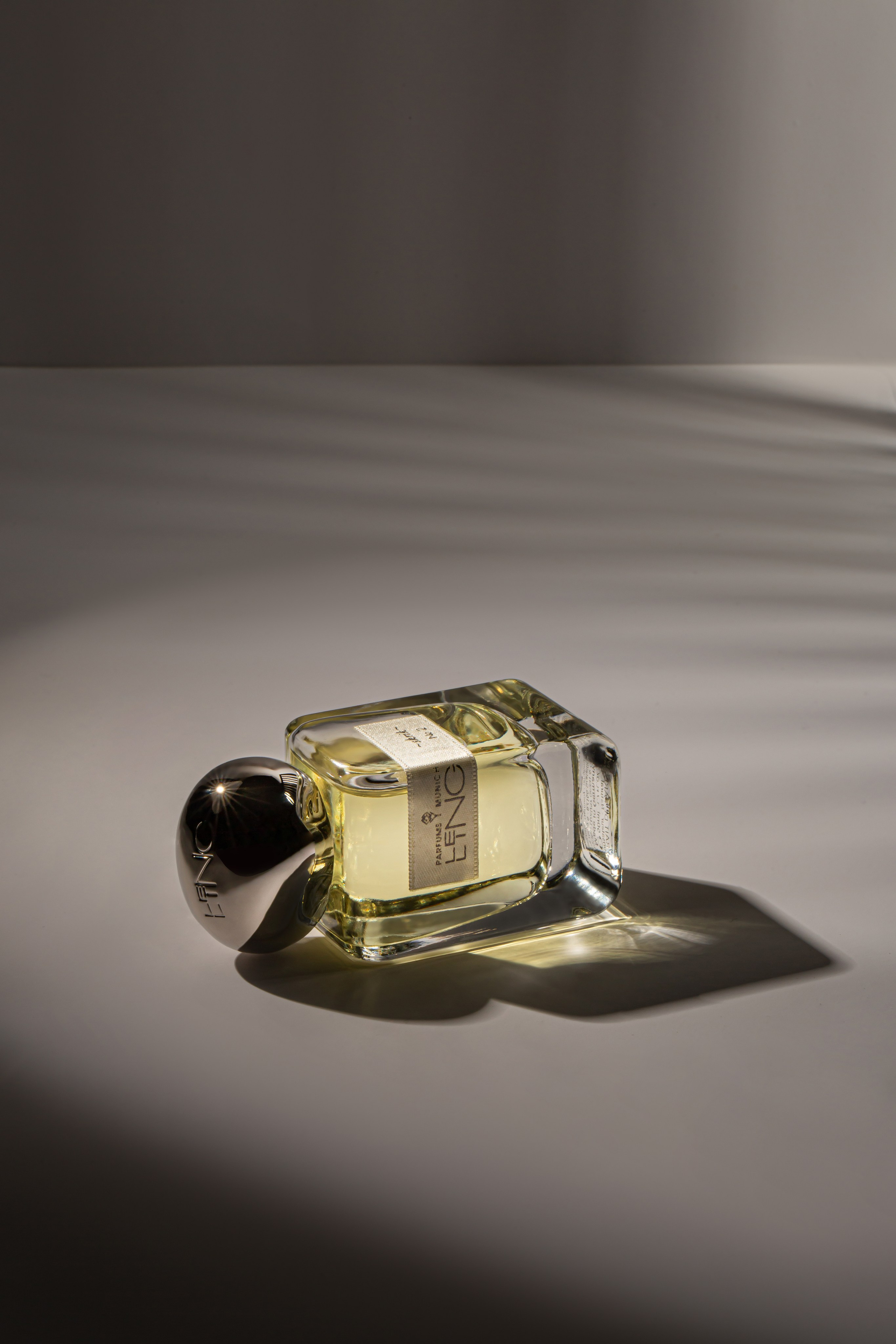 Художественная обработка парфюмов | Студия SVITHART