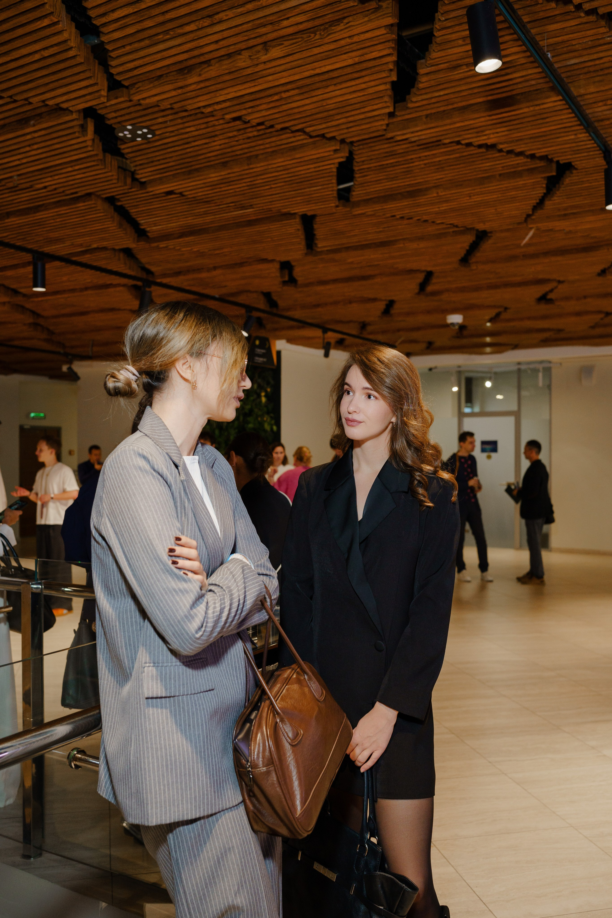 Репортажный фотограф на конференцию в Москве. Репортажный фотограф в Москве Саша Дружинина