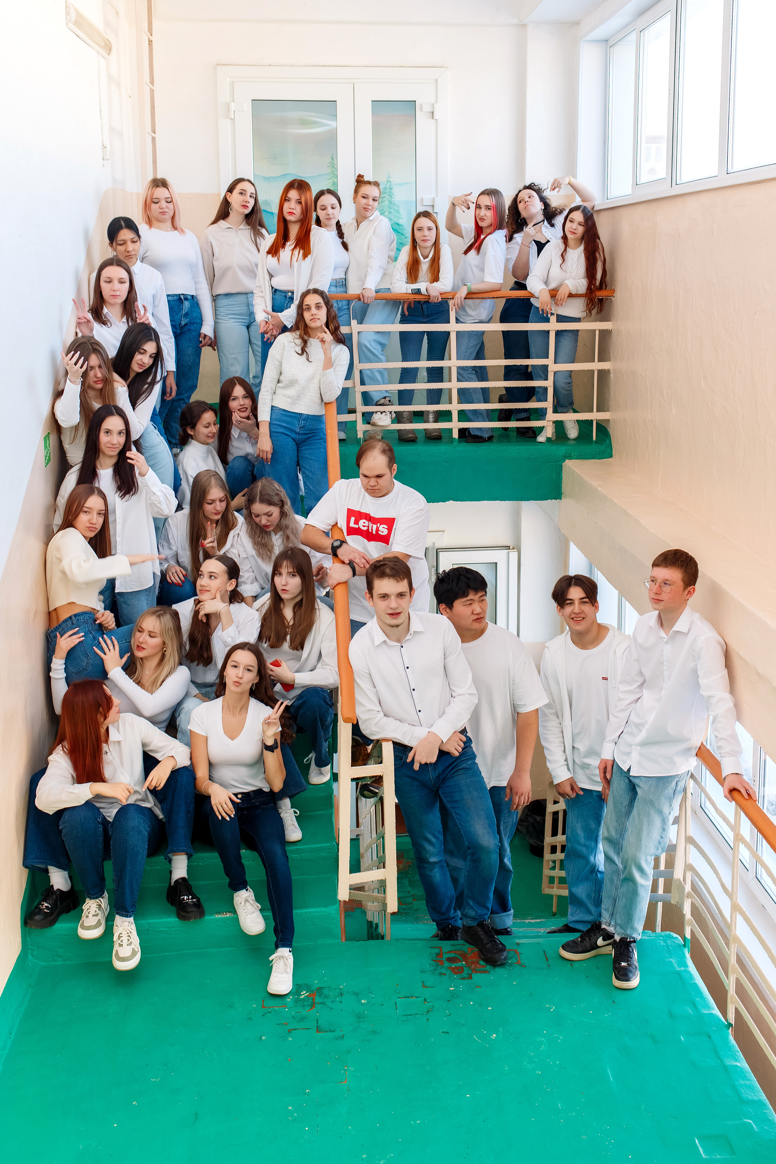 11 класс 11 школа, съемка в школе. Фотограф Любовь Корниенко, Примоский край