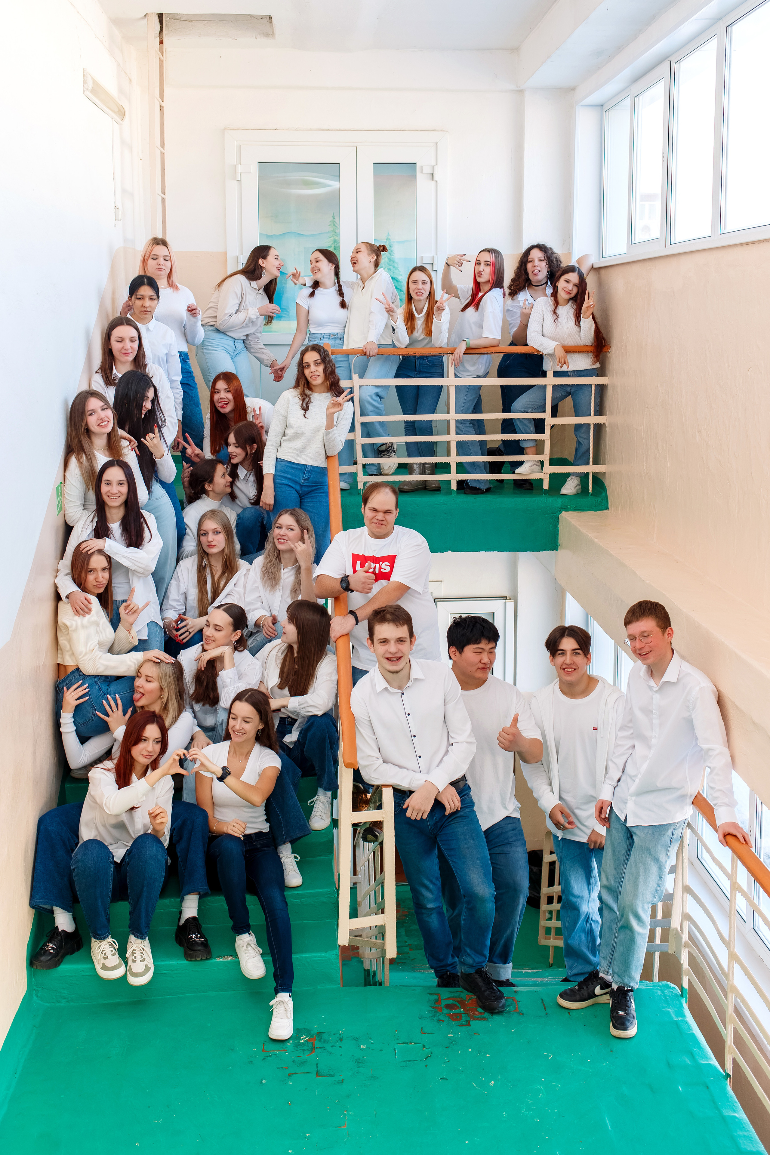 11 класс 11 школа, съемка в школе. Фотограф Любовь Корниенко, Примоский край