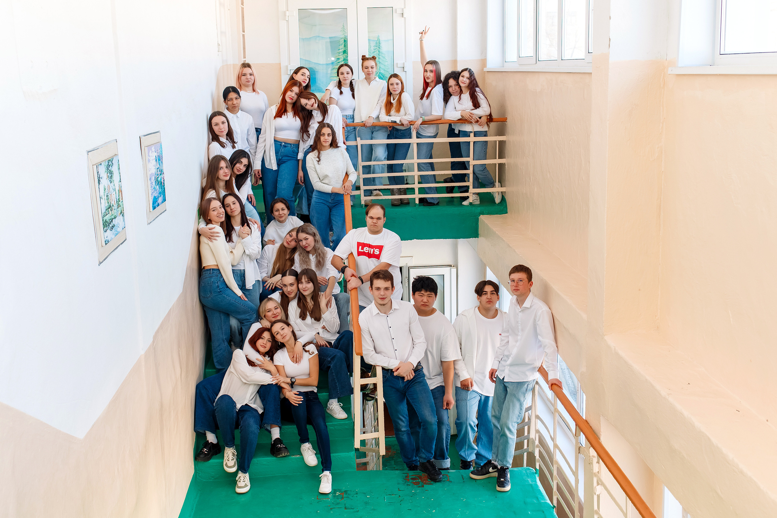 11 класс 11 школа, съемка в школе. Фотограф Любовь Корниенко, Примоский край