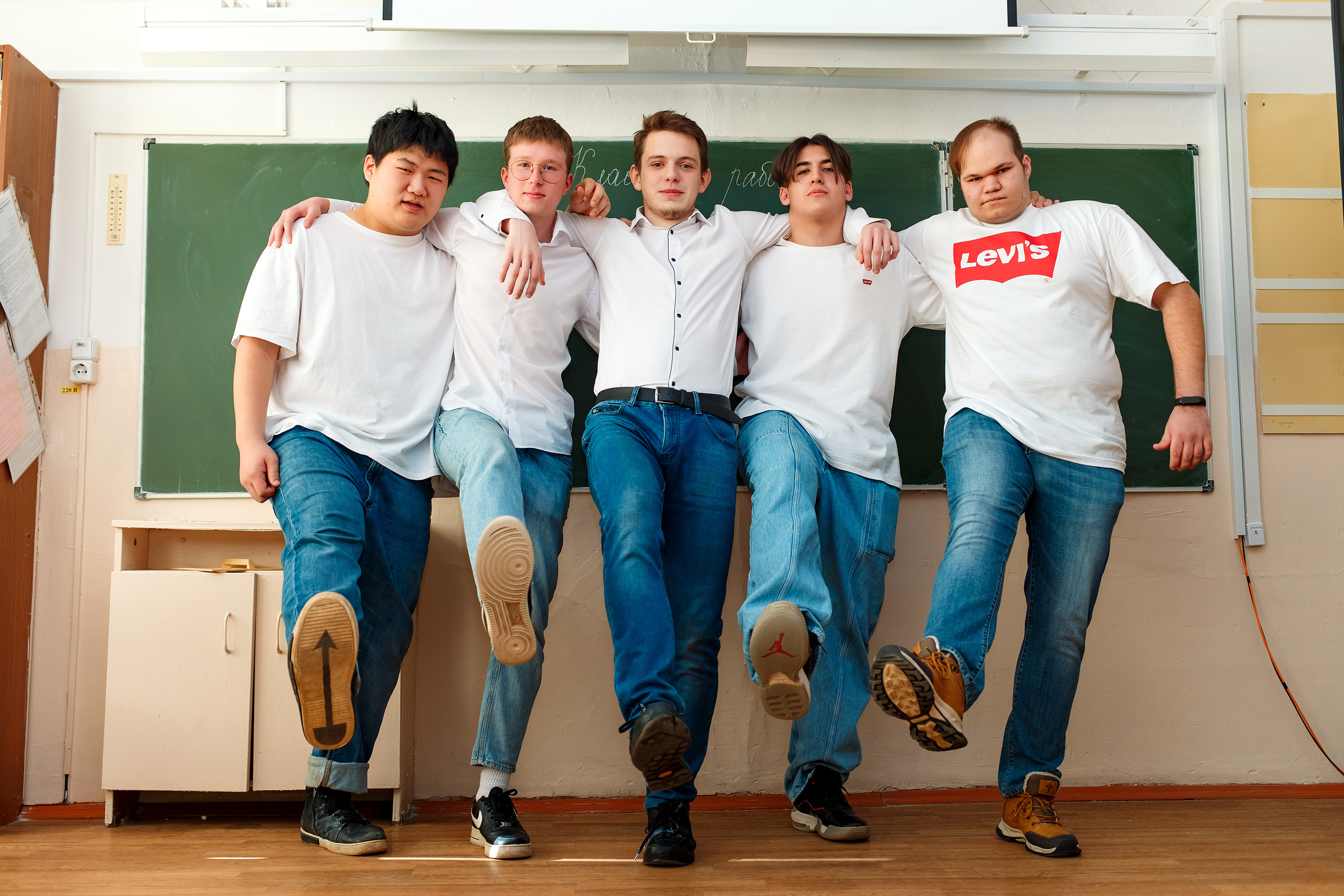 11 класс 11 школа, съемка в школе. Фотограф Любовь Корниенко, Примоский край