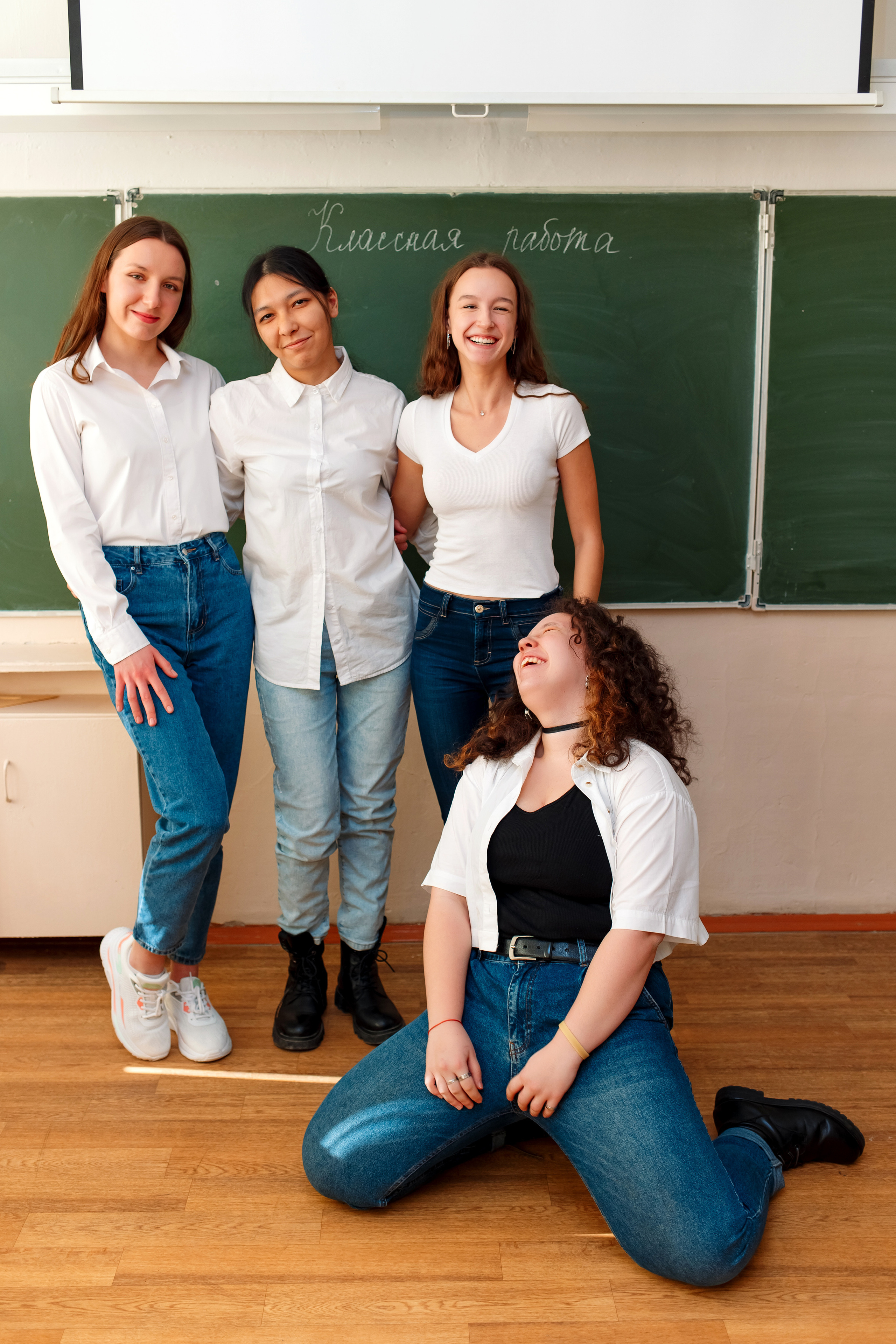 11 класс 11 школа, съемка в школе. Фотограф Любовь Корниенко, Примоский край