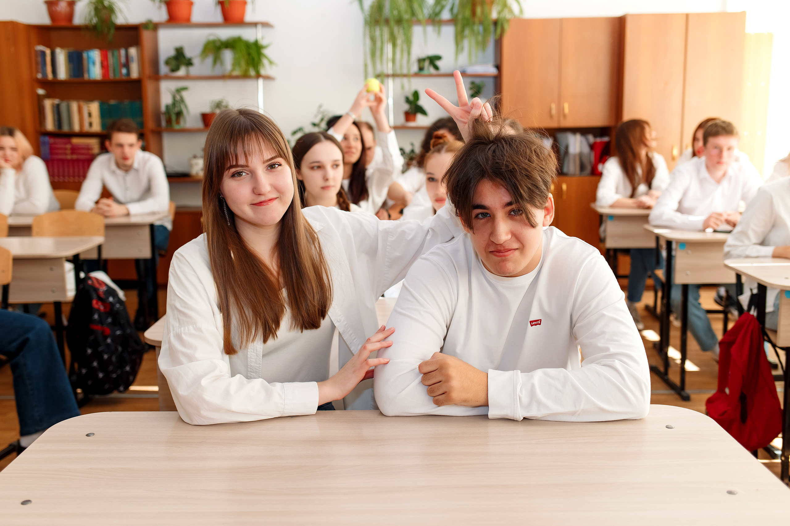 11 класс 11 школа, съемка в школе. Фотограф Любовь Корниенко, Примоский край