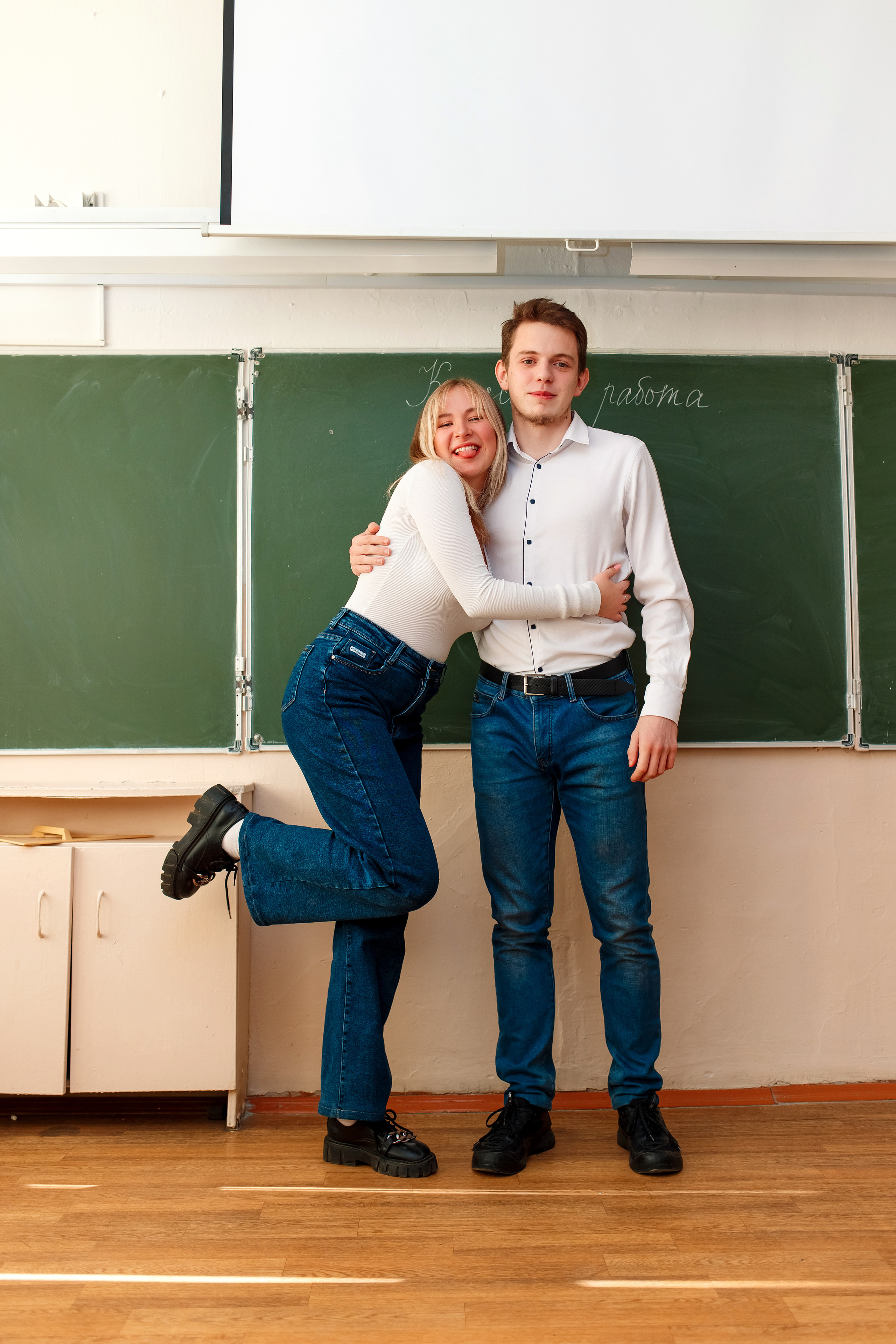 11 класс 11 школа, съемка в школе. Фотограф Любовь Корниенко, Примоский край