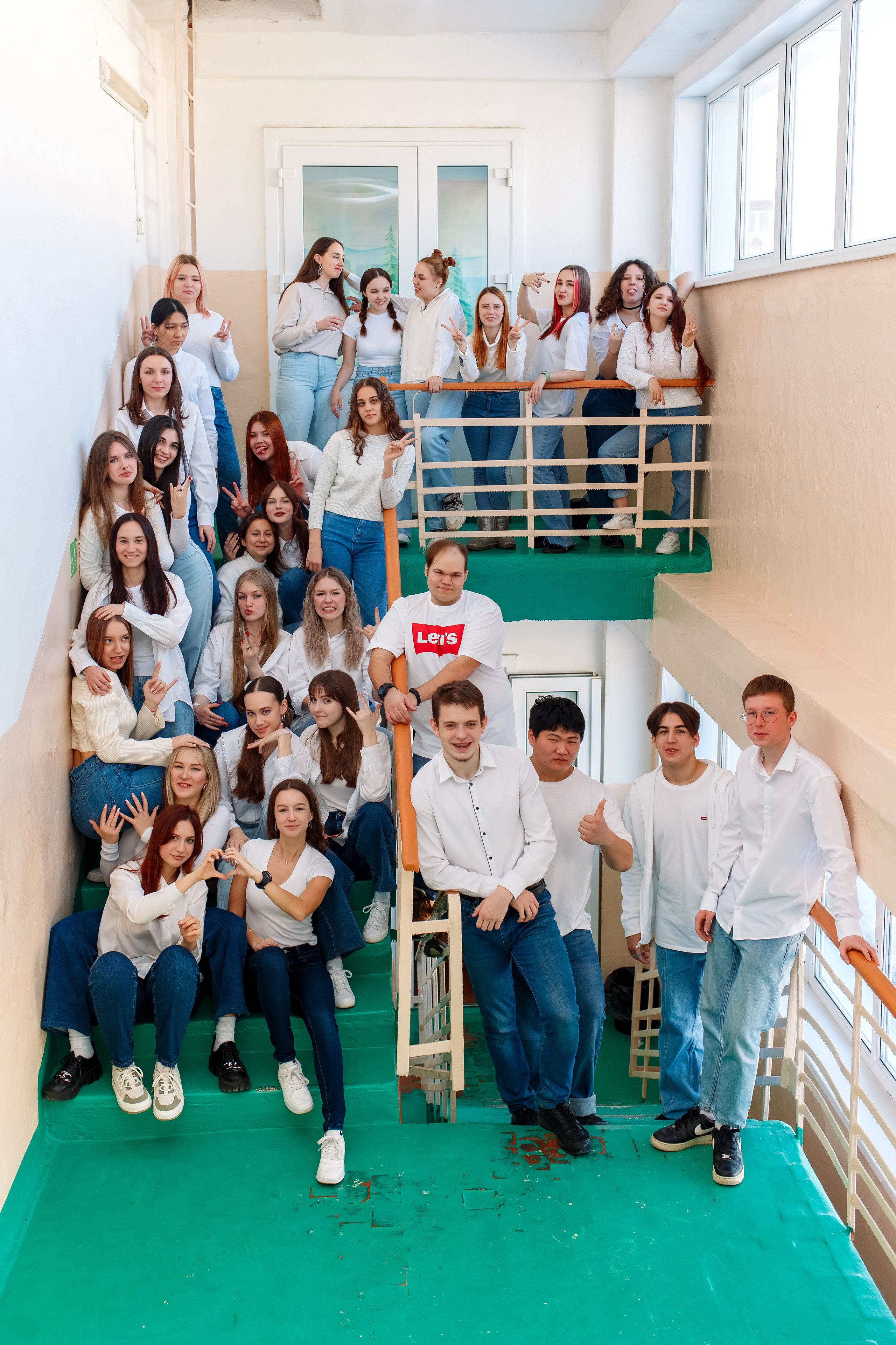 11 класс 11 школа, съемка в школе. Фотограф Любовь Корниенко, Примоский край