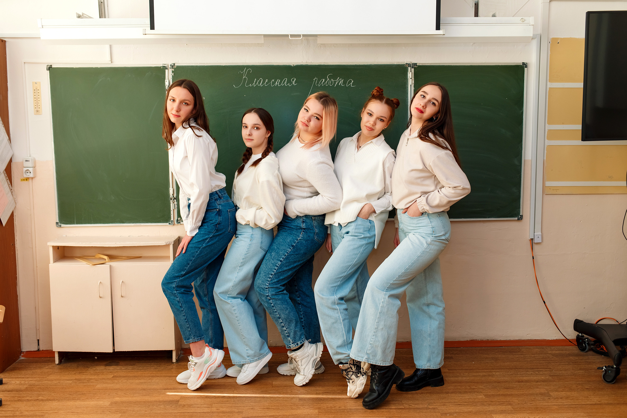 11 класс 11 школа, съемка в школе. Фотограф Любовь Корниенко, Примоский край