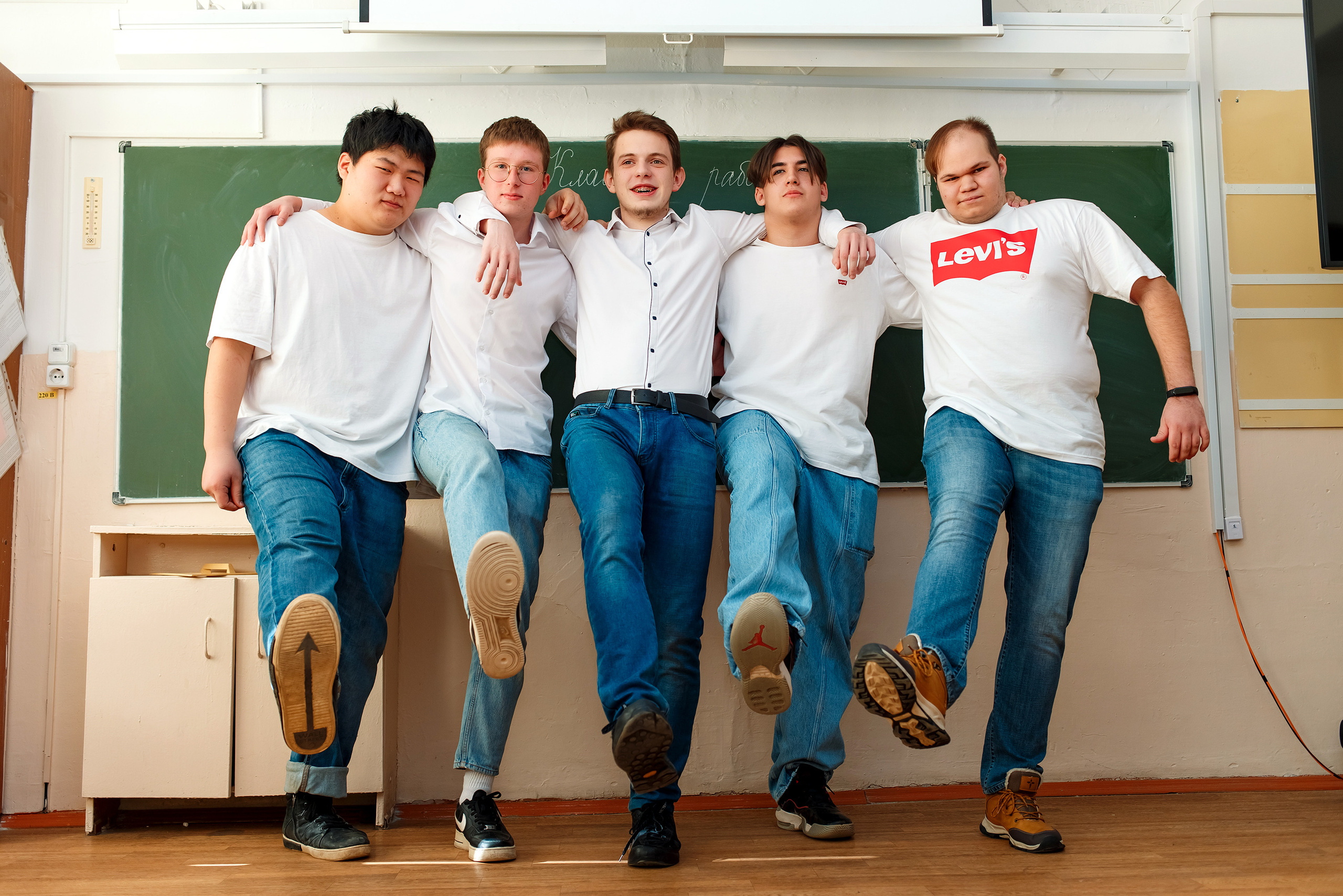 11 класс 11 школа, съемка в школе. Фотограф Любовь Корниенко, Примоский край