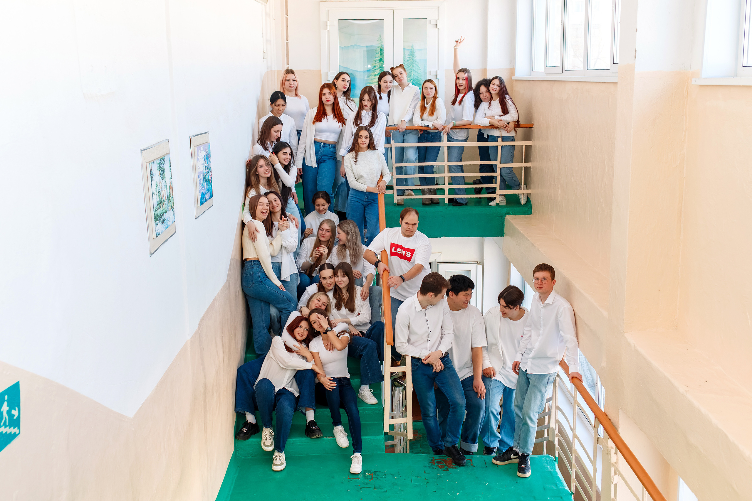 11 класс 11 школа, съемка в школе. Фотограф Любовь Корниенко, Примоский край