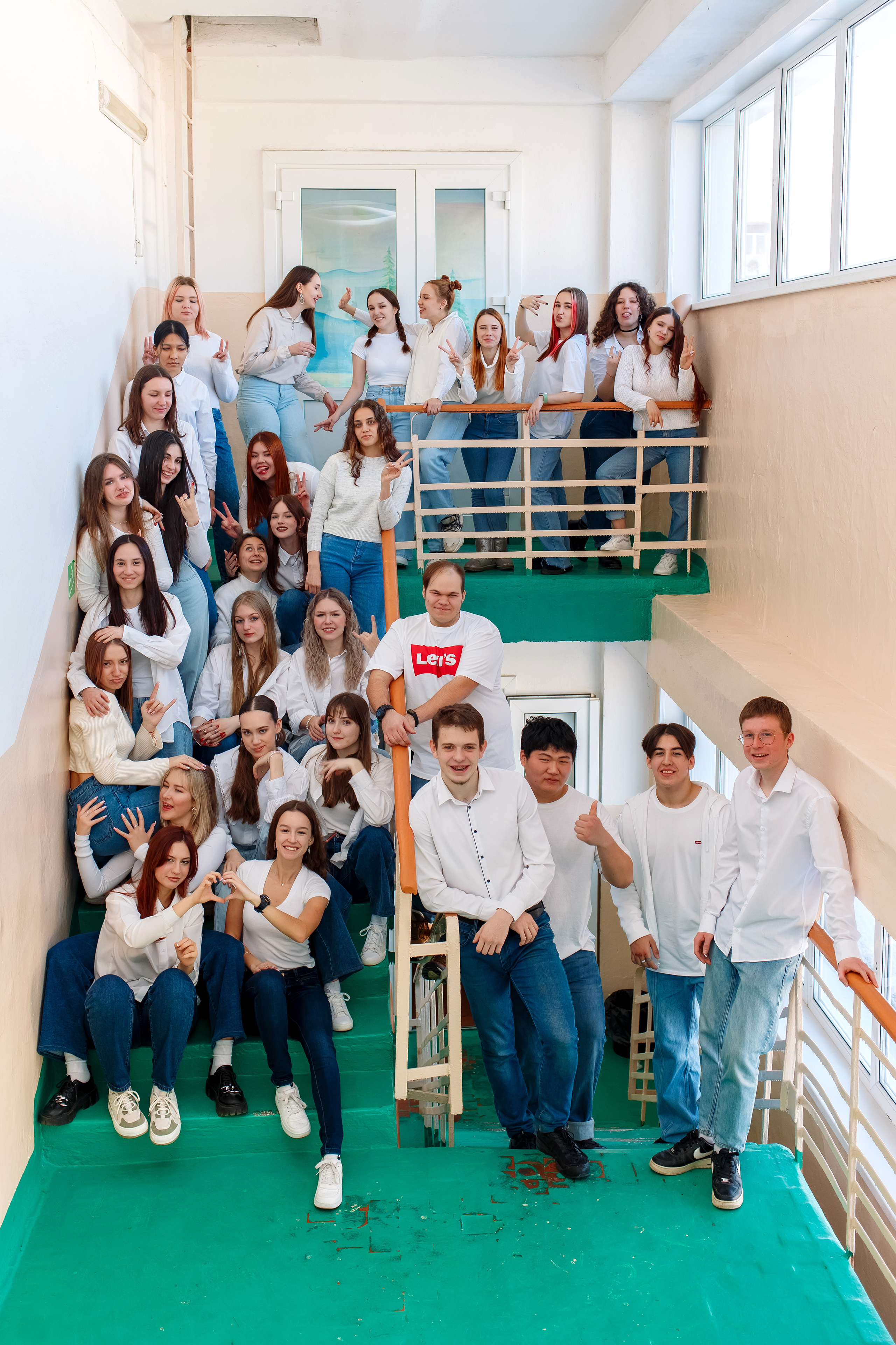 11 класс 11 школа, съемка в школе. Фотограф Любовь Корниенко, Примоский край