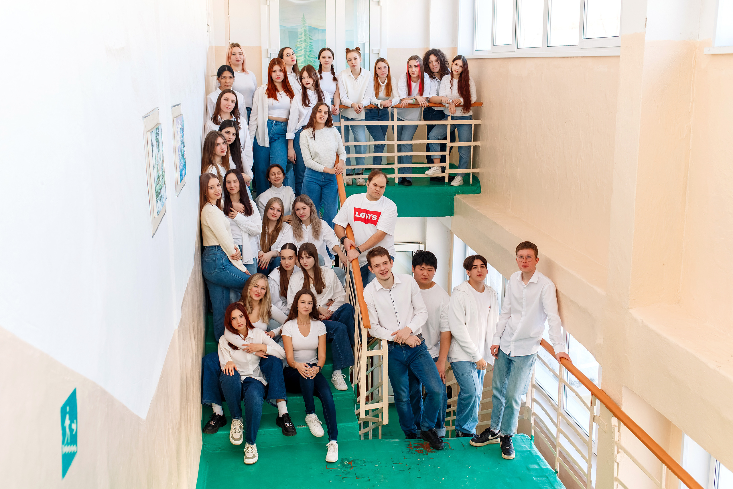 11 класс 11 школа, съемка в школе. Фотограф Любовь Корниенко, Примоский край