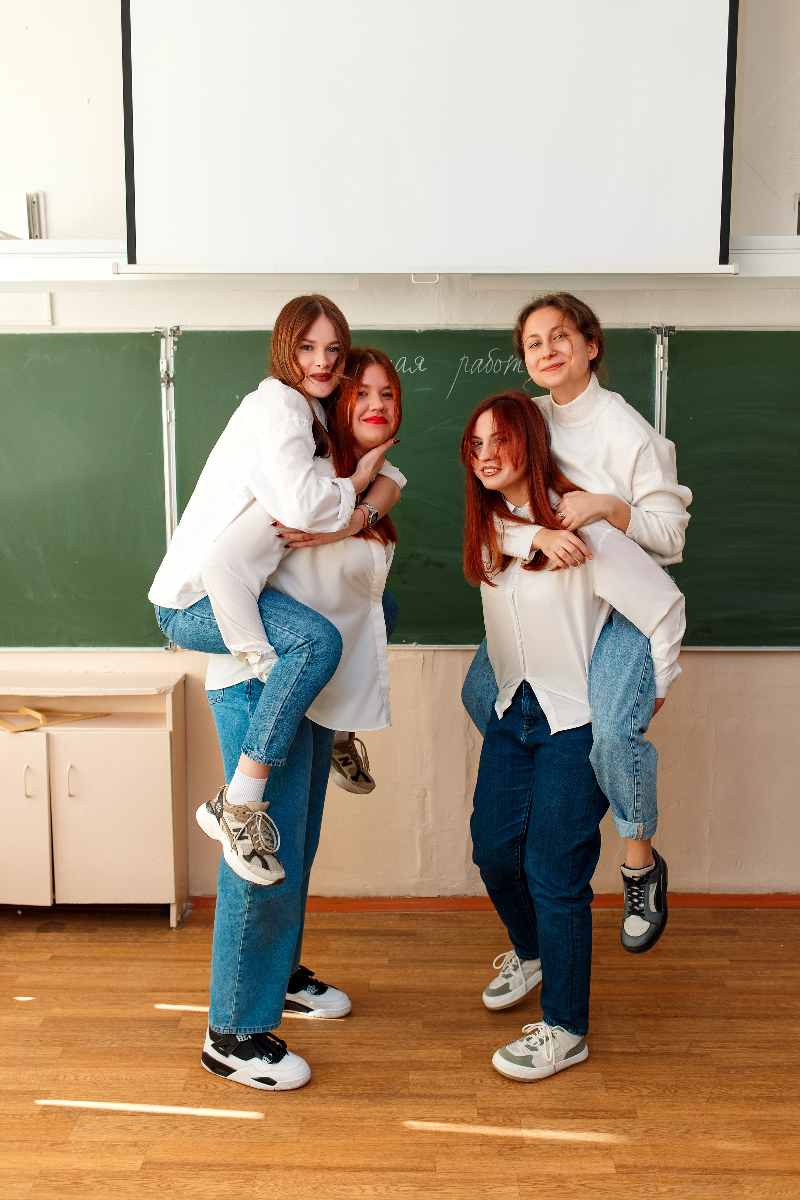 11 класс 11 школа, съемка в школе. Фотограф Любовь Корниенко, Примоский край