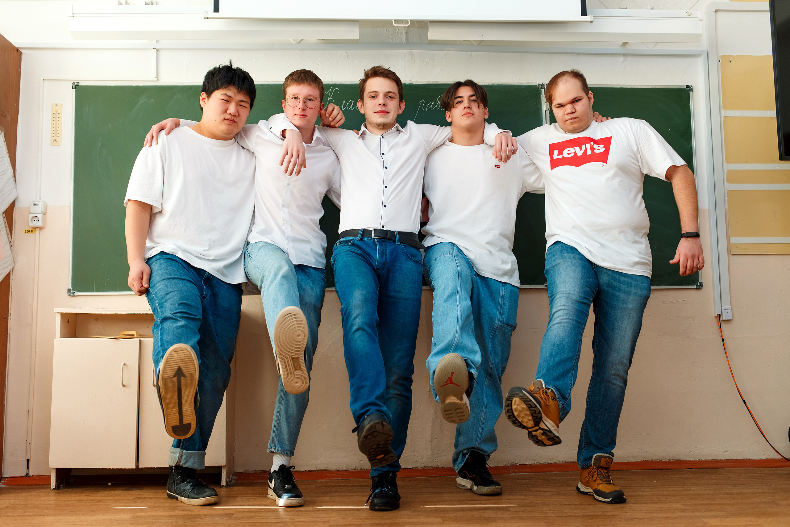 11 класс 11 школа, съемка в школе. Фотограф Любовь Корниенко, Примоский край