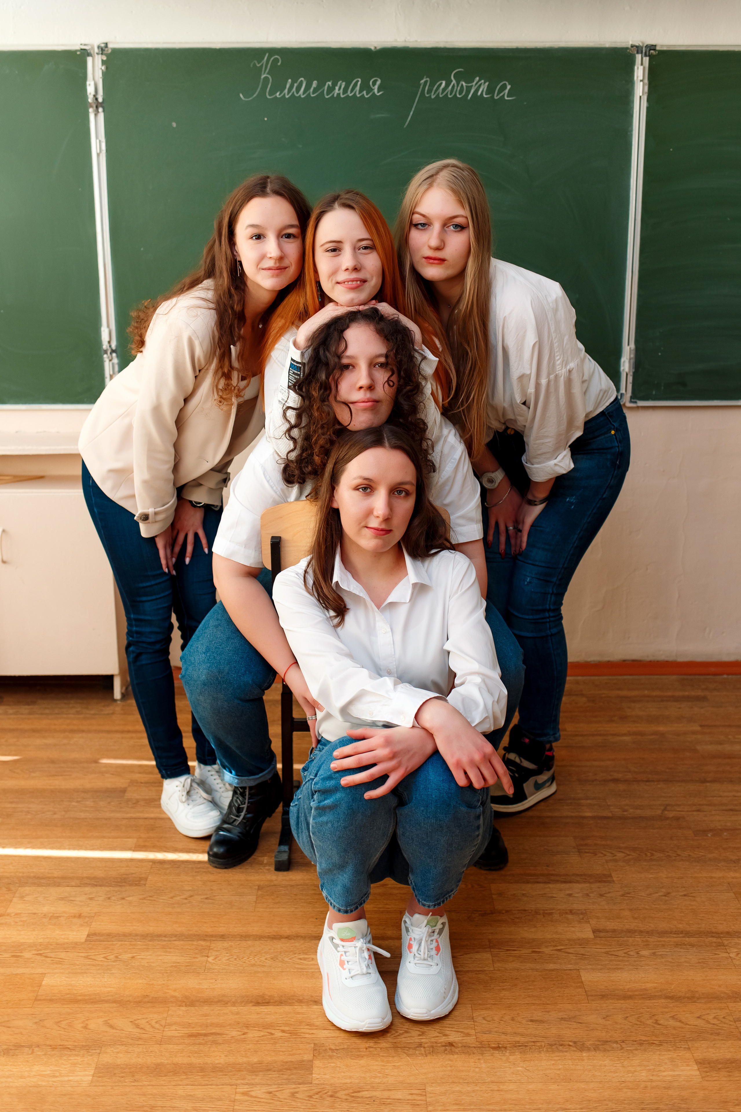 11 класс 11 школа, съемка в школе. Фотограф Любовь Корниенко, Примоский край