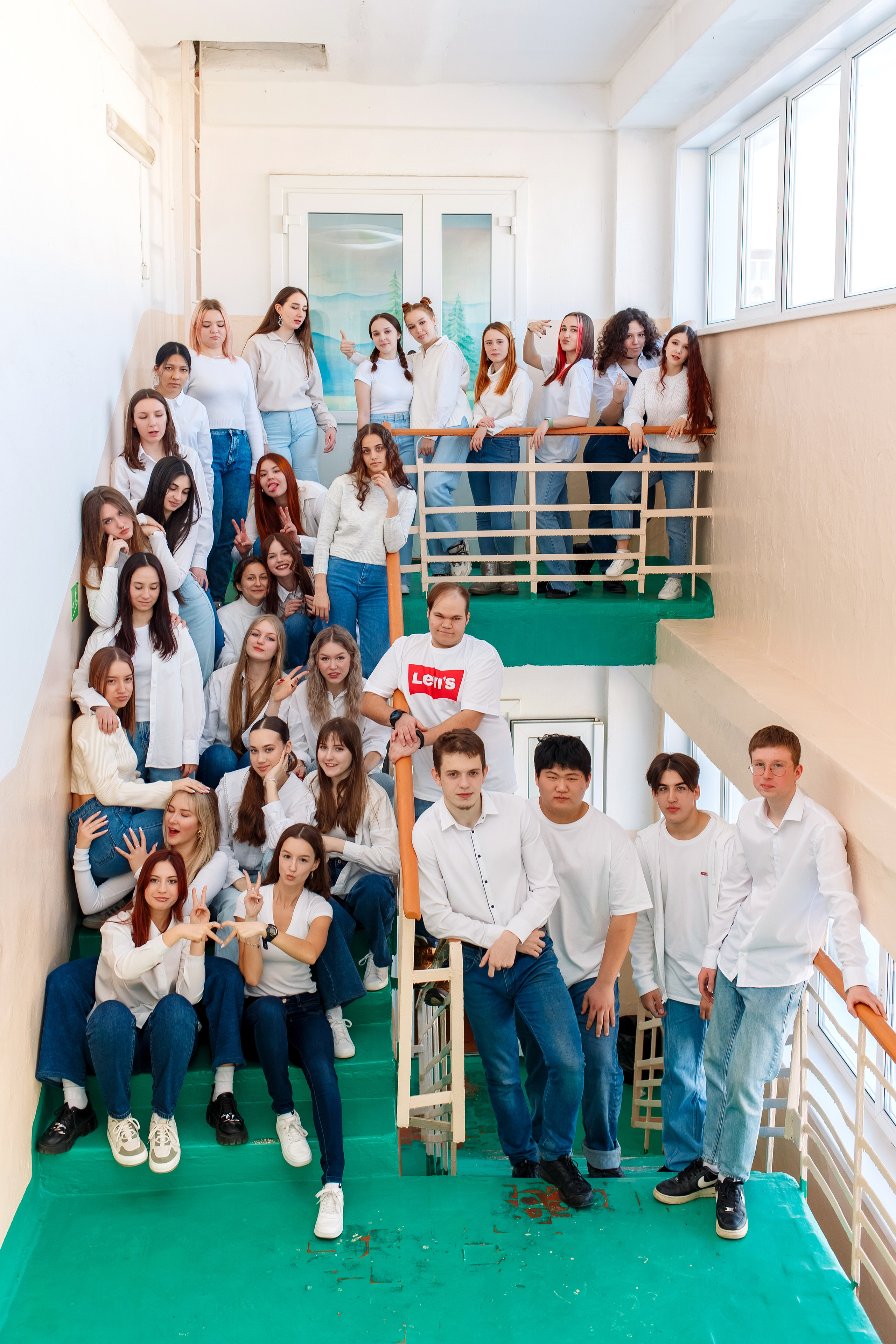 11 класс 11 школа, съемка в школе. Фотограф Любовь Корниенко, Примоский край