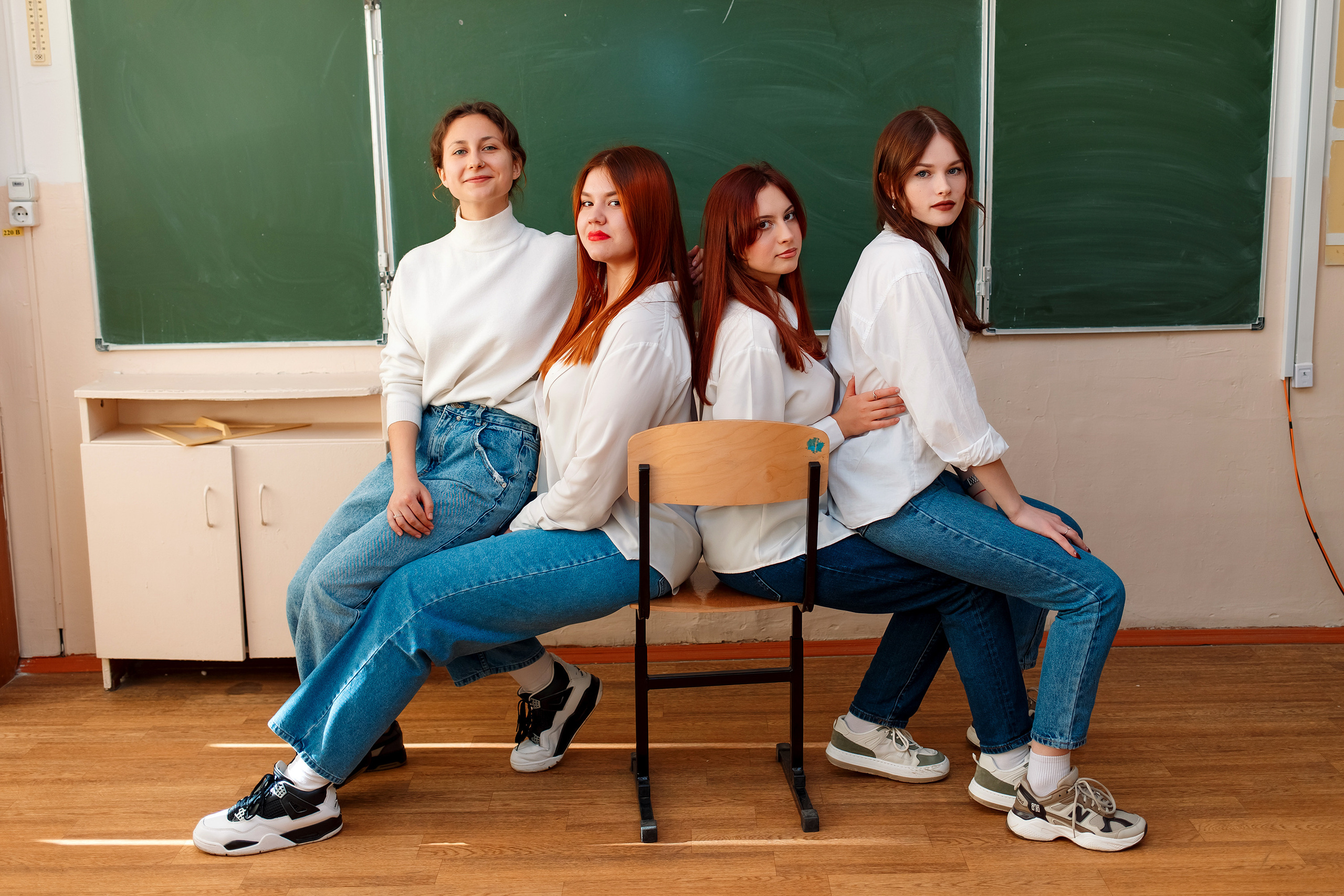 11 класс 11 школа, съемка в школе. Фотограф Любовь Корниенко, Примоский край