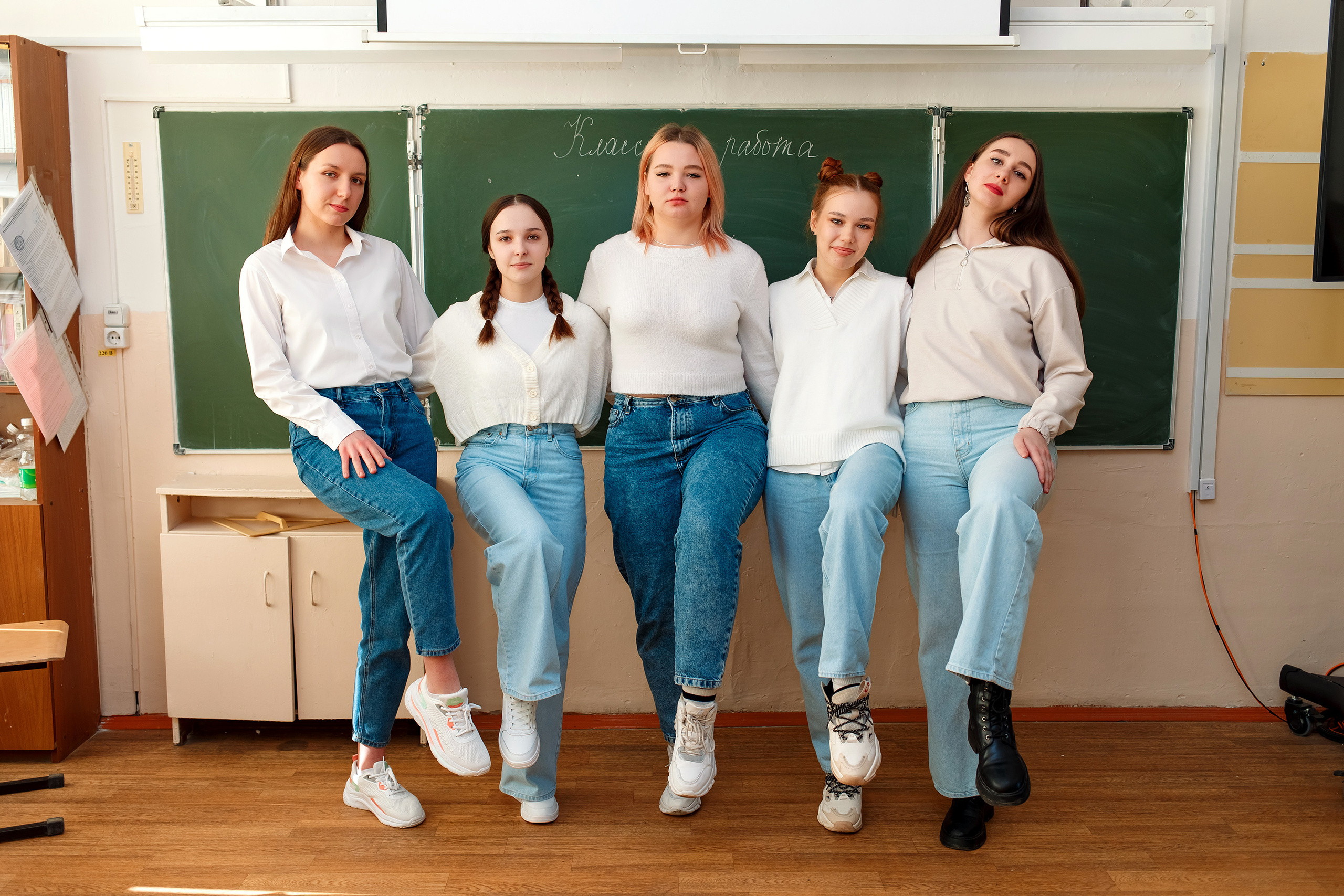 11 класс 11 школа, съемка в школе. Фотограф Любовь Корниенко, Примоский край