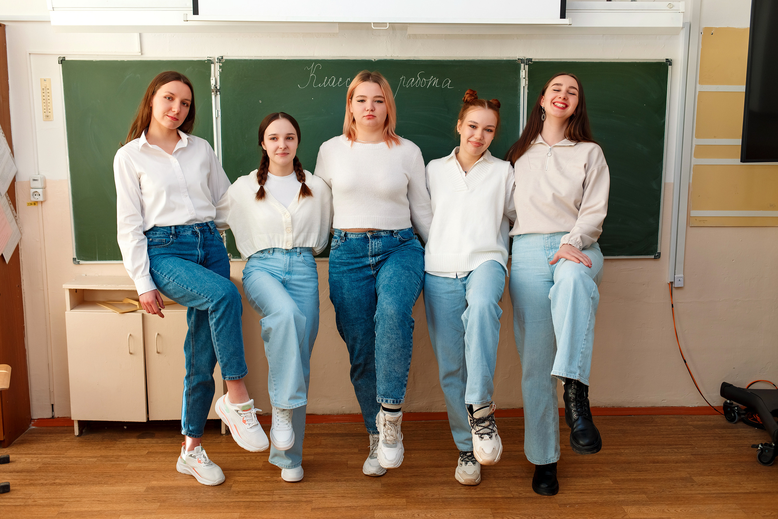 11 класс 11 школа, съемка в школе. Фотограф Любовь Корниенко, Примоский край