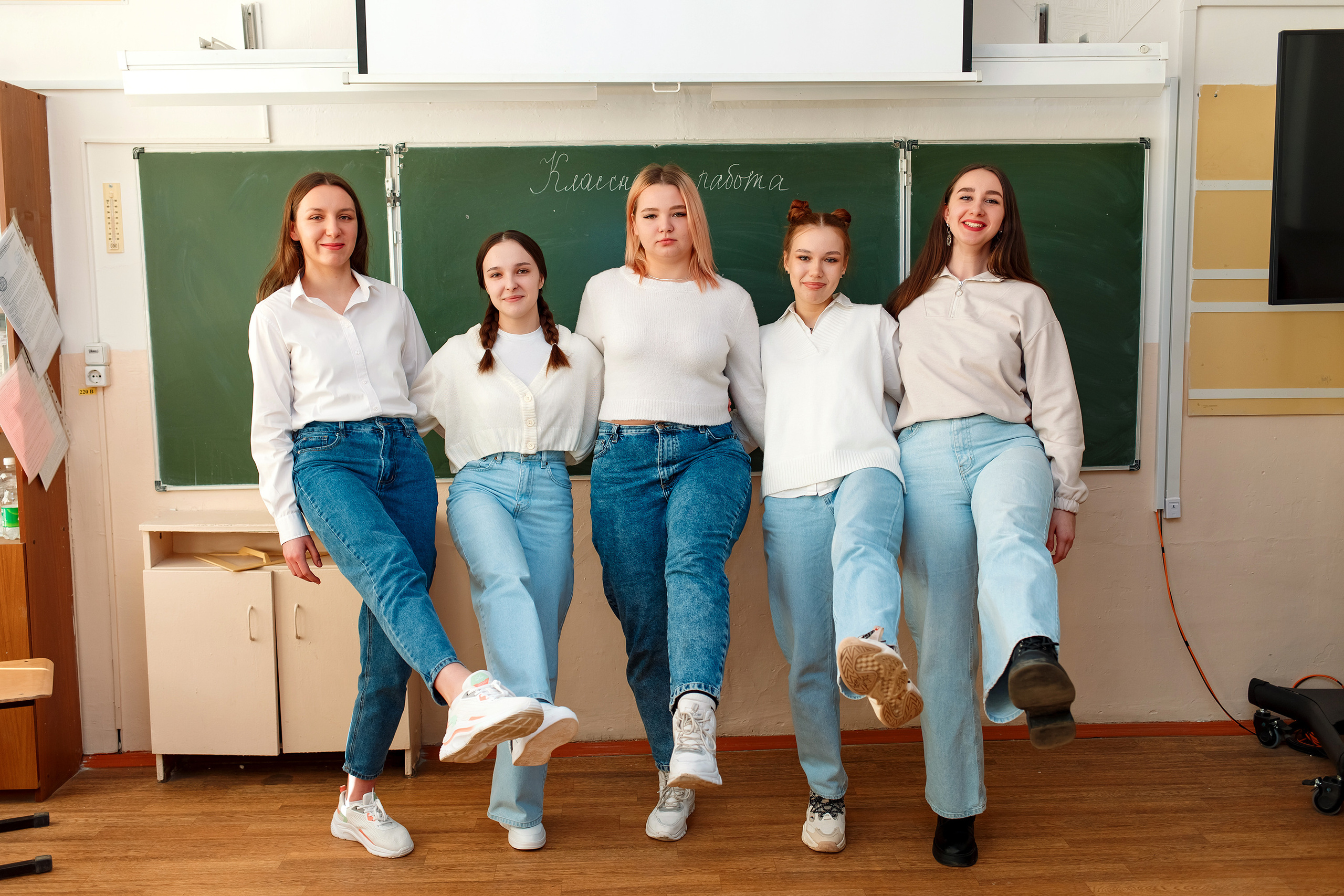 11 класс 11 школа, съемка в школе. Фотограф Любовь Корниенко, Примоский край