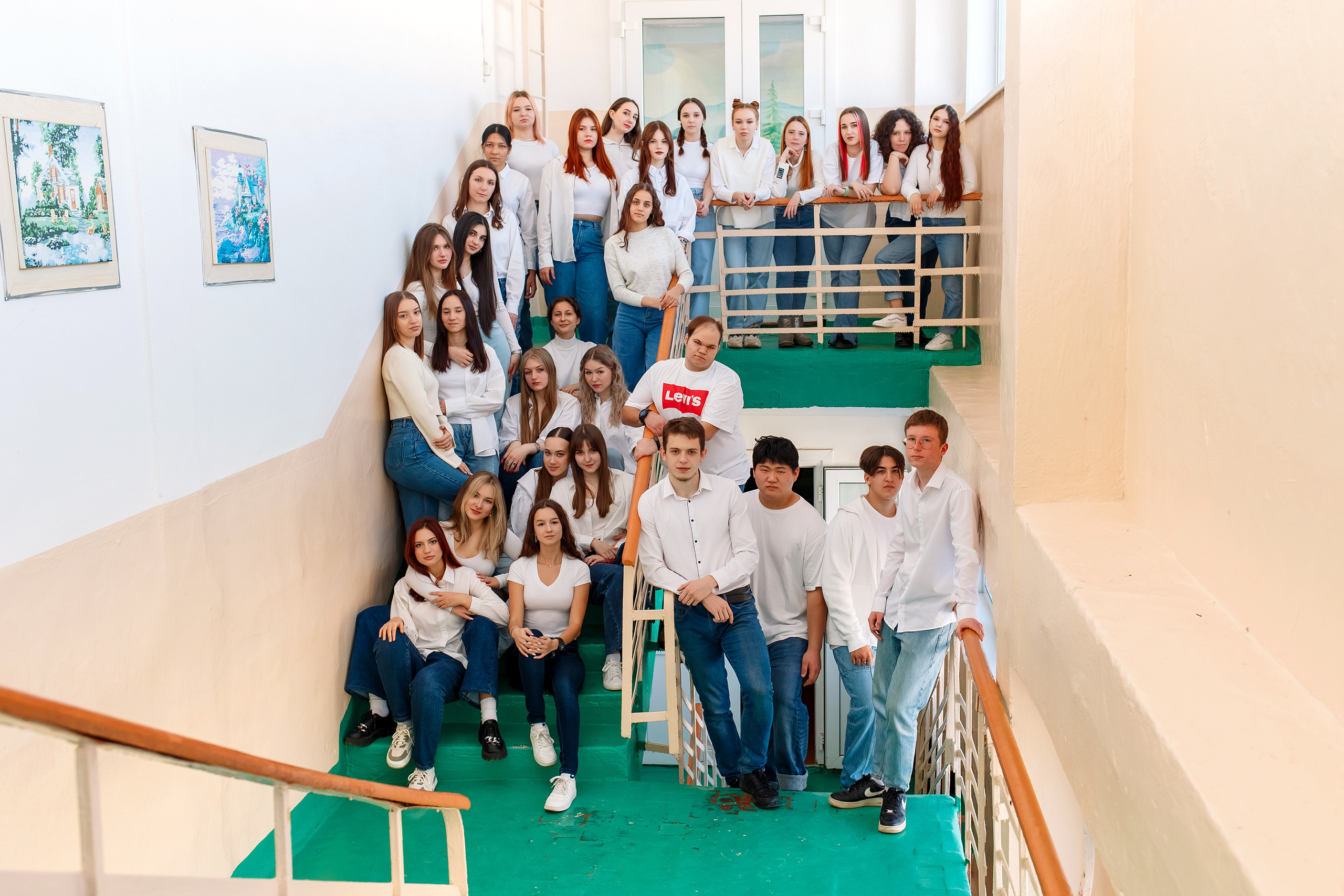 11 класс 11 школа, съемка в школе. Фотограф Любовь Корниенко, Примоский край