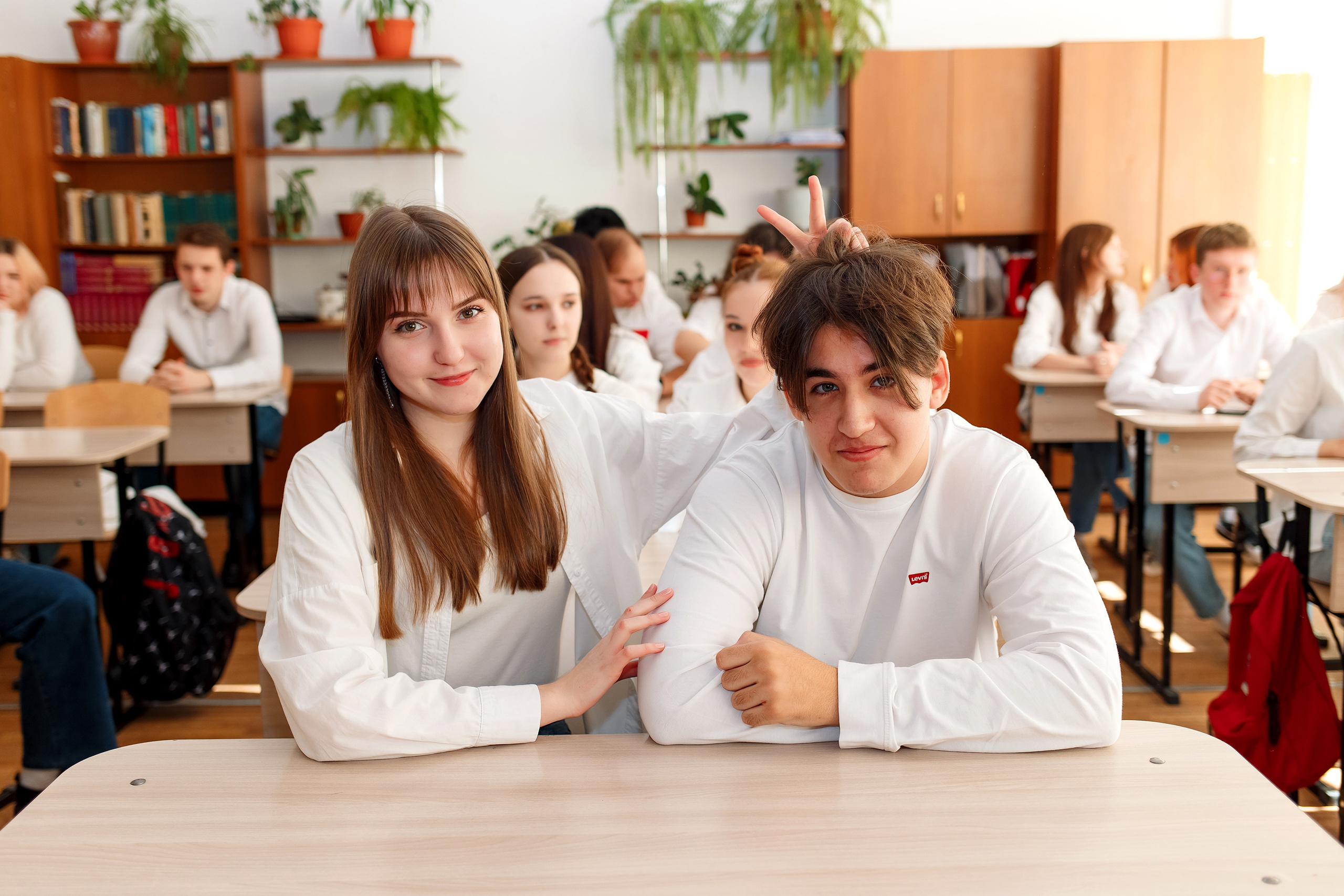 11 класс 11 школа, съемка в школе. Фотограф Любовь Корниенко, Примоский край