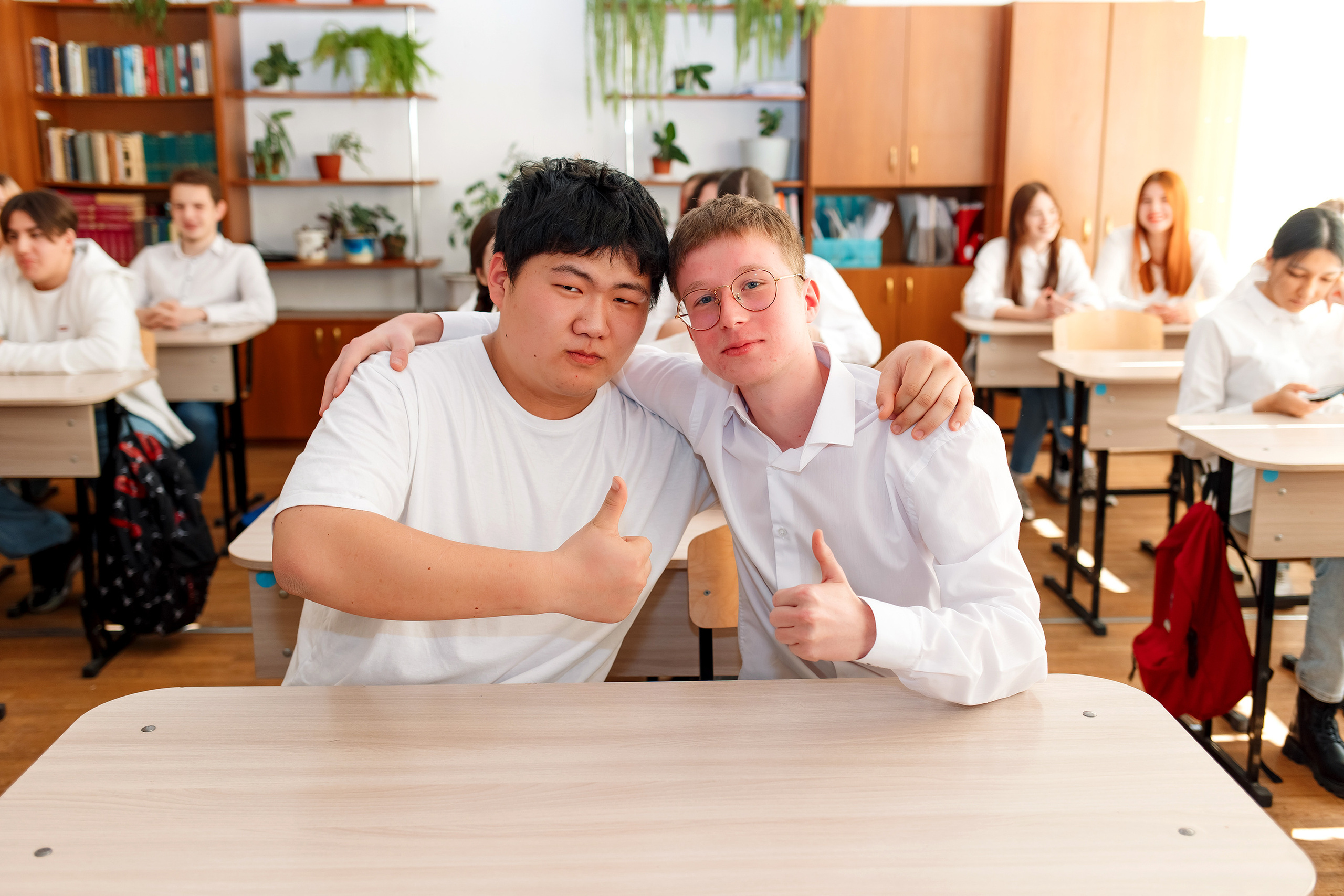 11 класс 11 школа, съемка в школе. Фотограф Любовь Корниенко, Примоский край