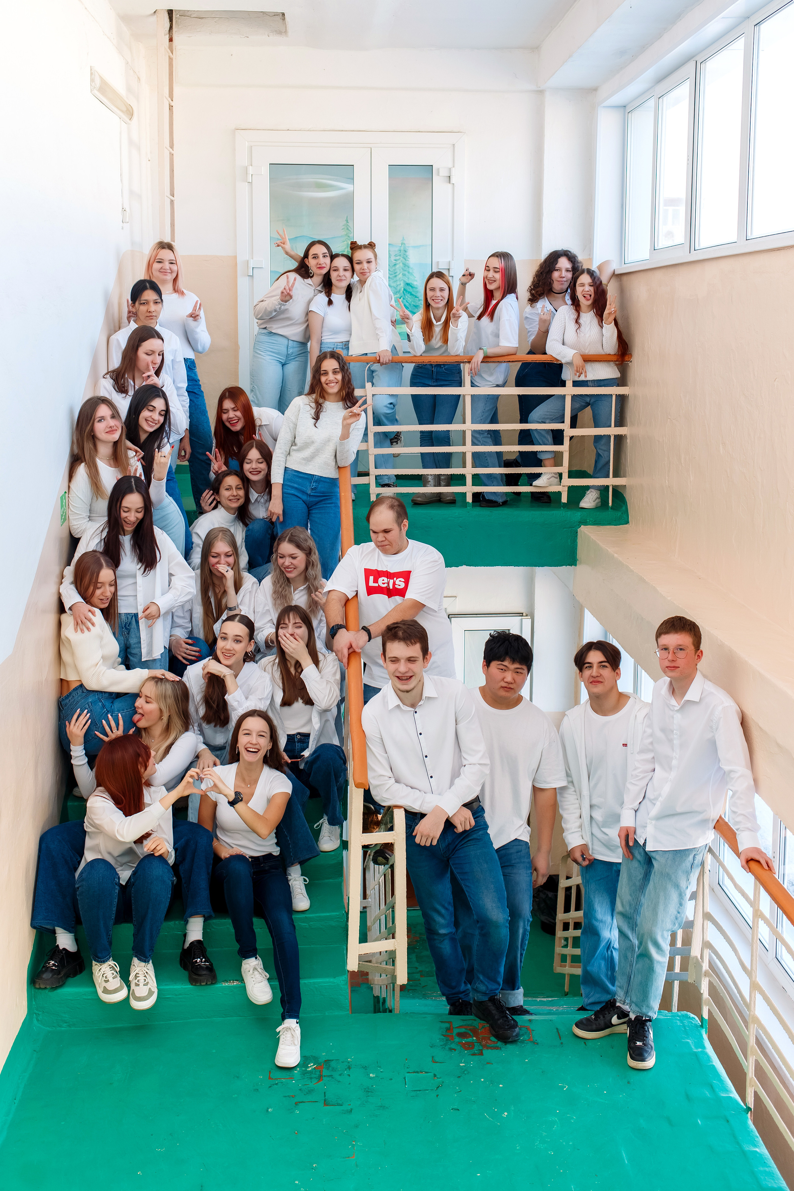 11 класс 11 школа, съемка в школе. Фотограф Любовь Корниенко, Примоский край