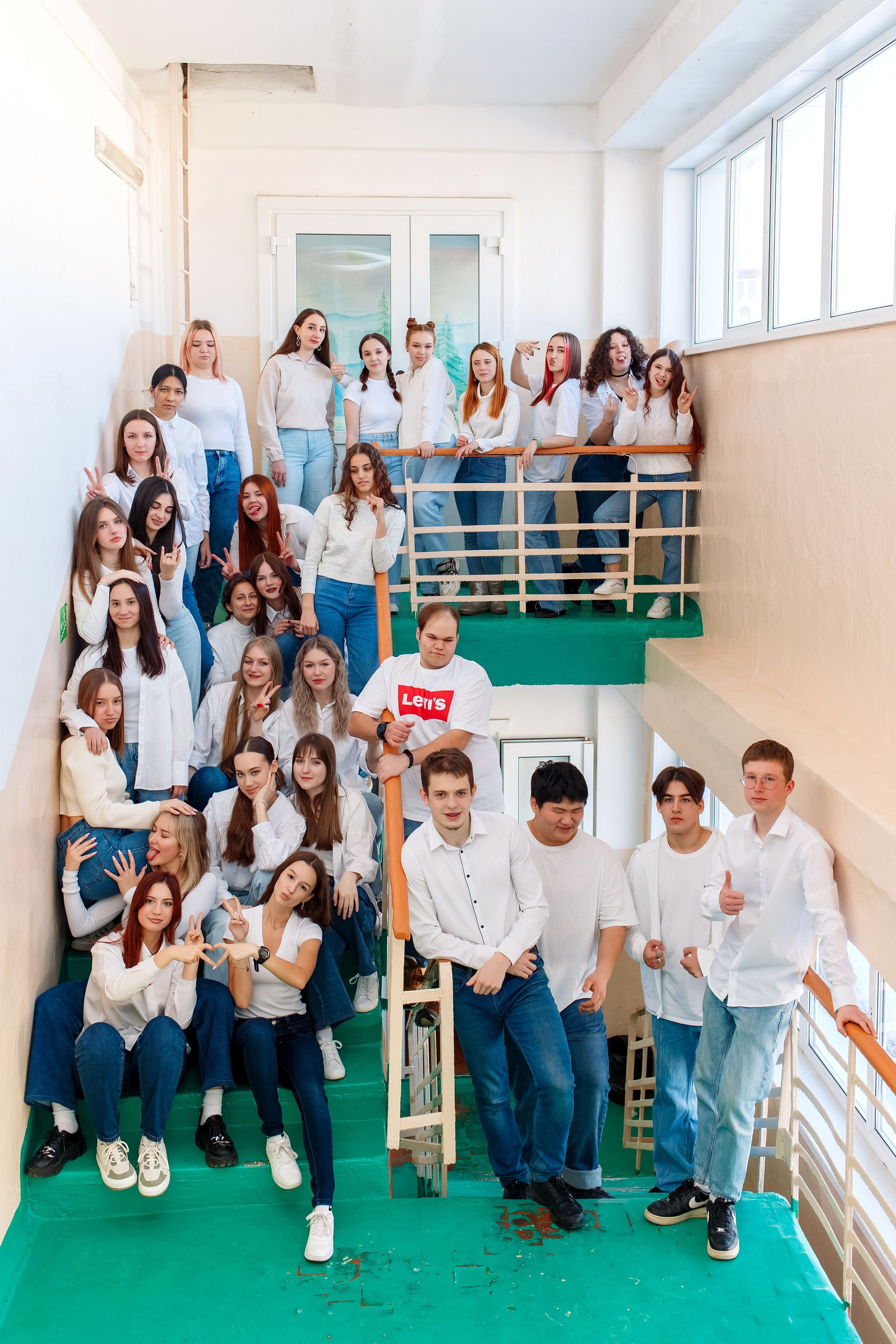 11 класс 11 школа, съемка в школе. Фотограф Любовь Корниенко, Примоский край