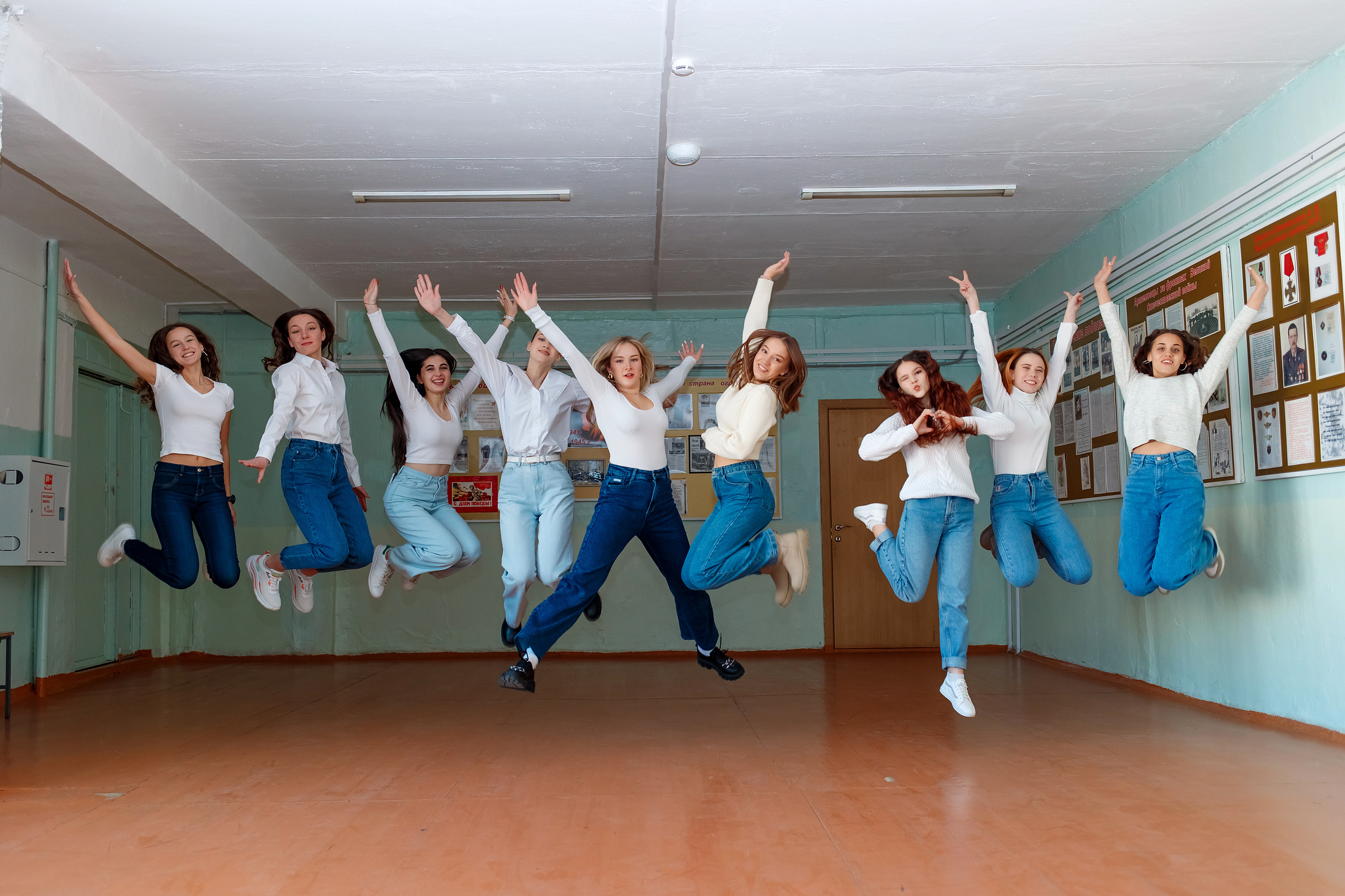 11 класс 11 школа, съемка в школе. Фотограф Любовь Корниенко, Примоский край