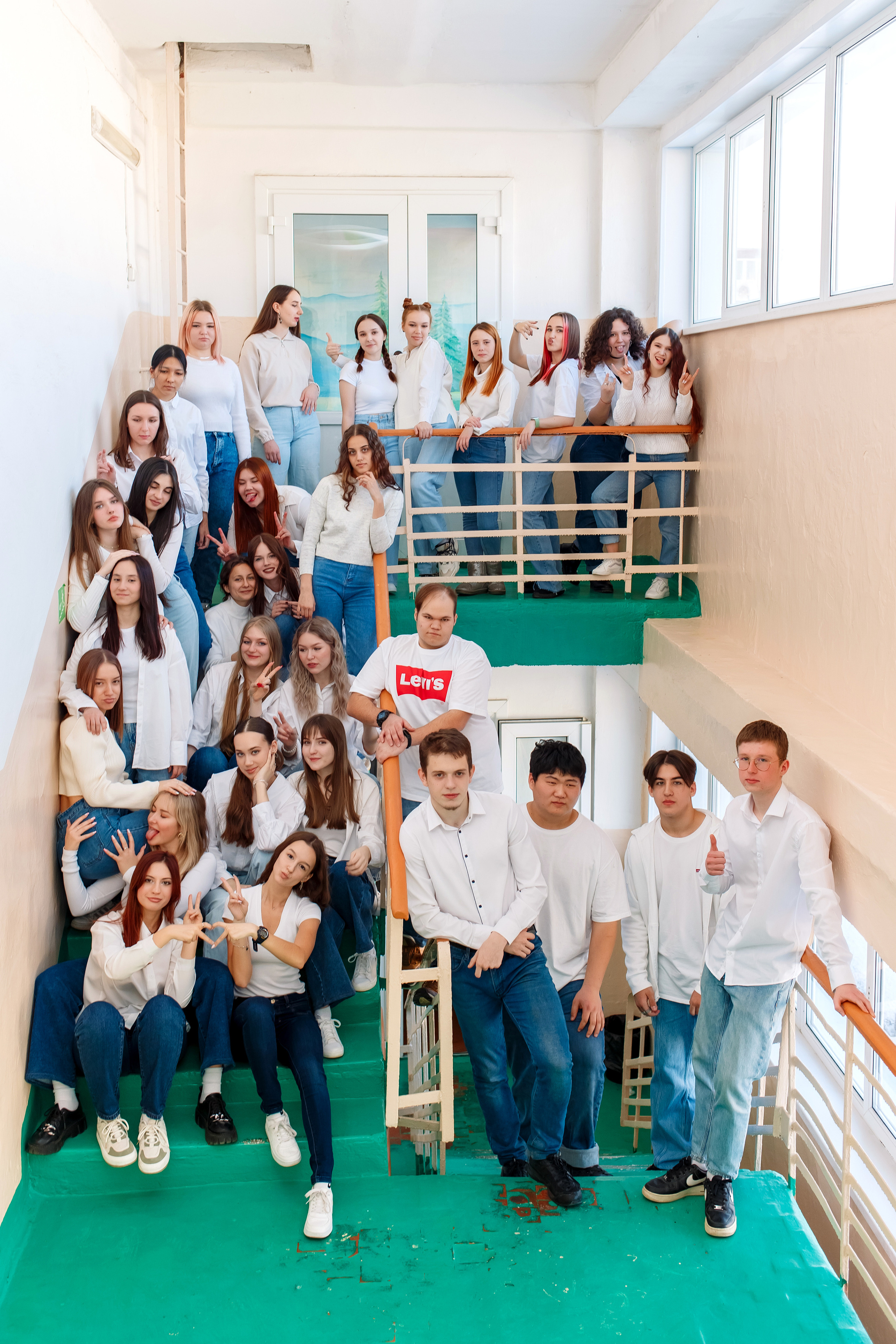 11 класс 11 школа, съемка в школе. Фотограф Любовь Корниенко, Примоский край