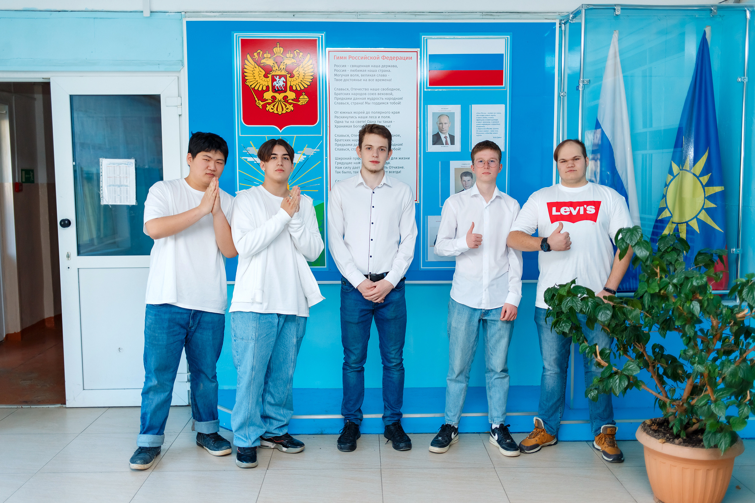 11 класс 11 школа, съемка в школе. Фотограф Любовь Корниенко, Примоский край