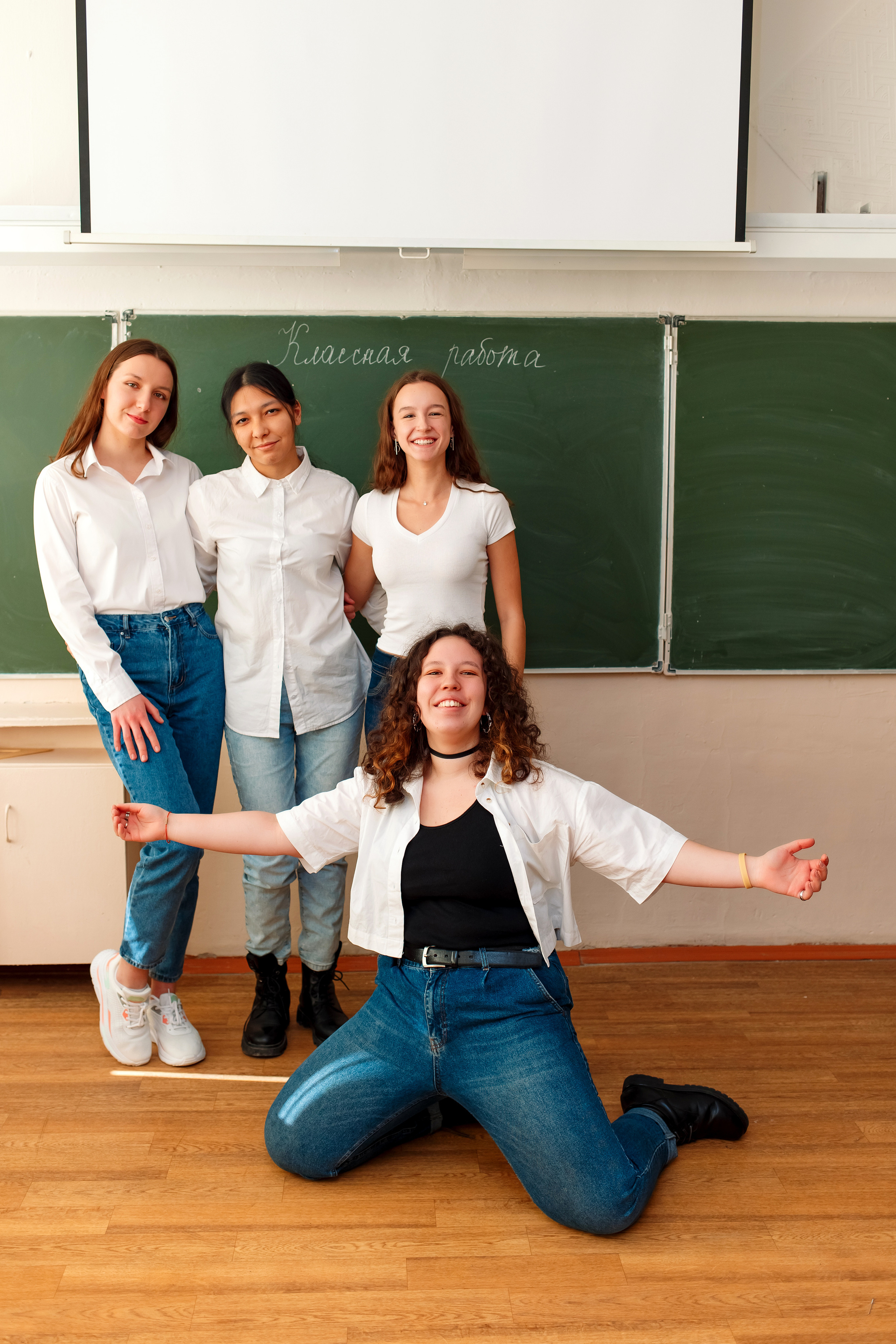 11 класс 11 школа, съемка в школе. Фотограф Любовь Корниенко, Примоский край