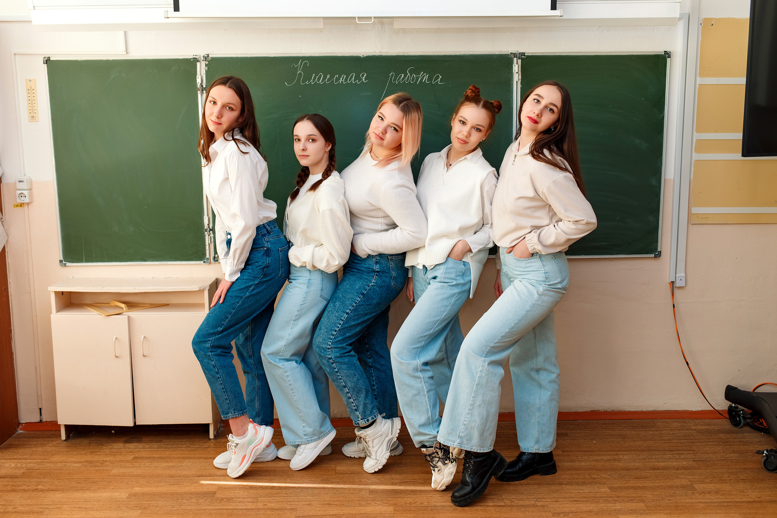 11 класс 11 школа, съемка в школе. Фотограф Любовь Корниенко, Примоский край