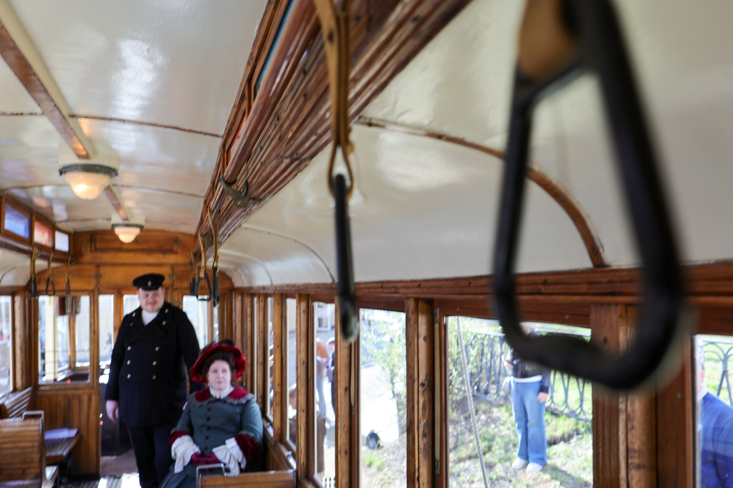 Парад трамваев. Репортажный, архитектурный, театральный и файн-арт фотограф Лена Мельникова в Москве