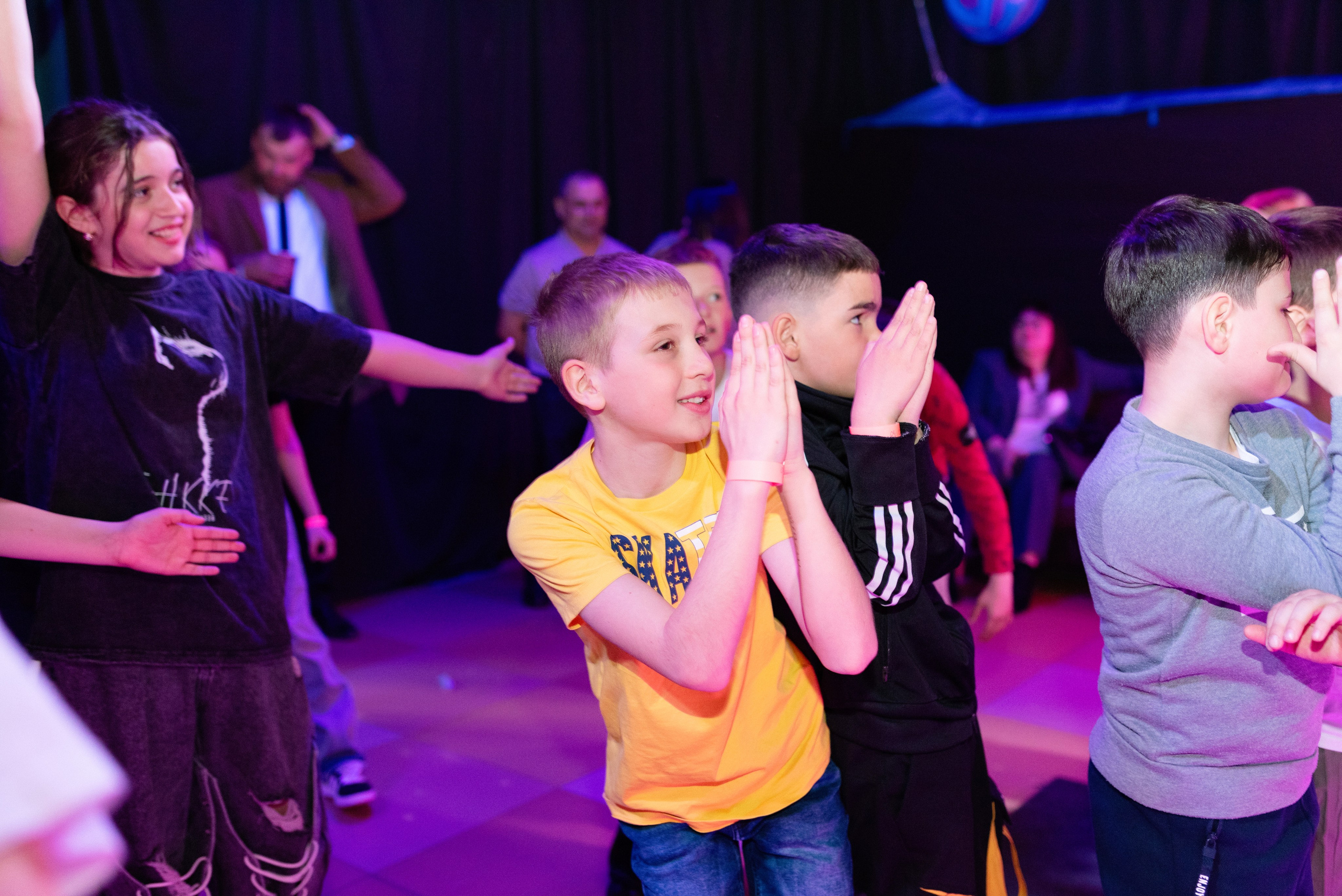 Съёмка выпускного для 4 класса. Детский и семейный фотограф в Сургуте и Нефтеюганске Анна Старцева