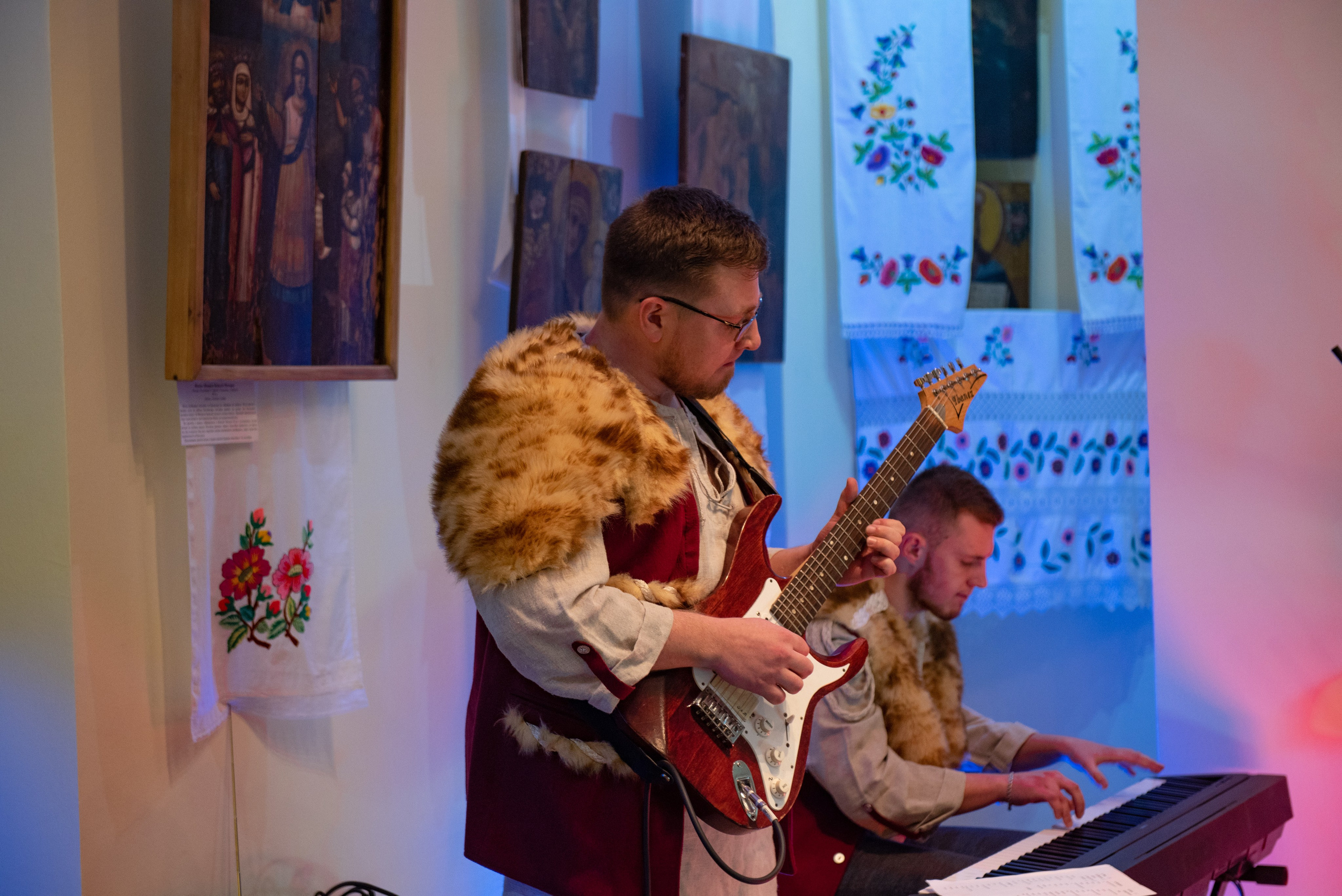 Чечерская Лютня & С#m. Автомобильный и интерьерный фотограф в Минске Александр Тагаев