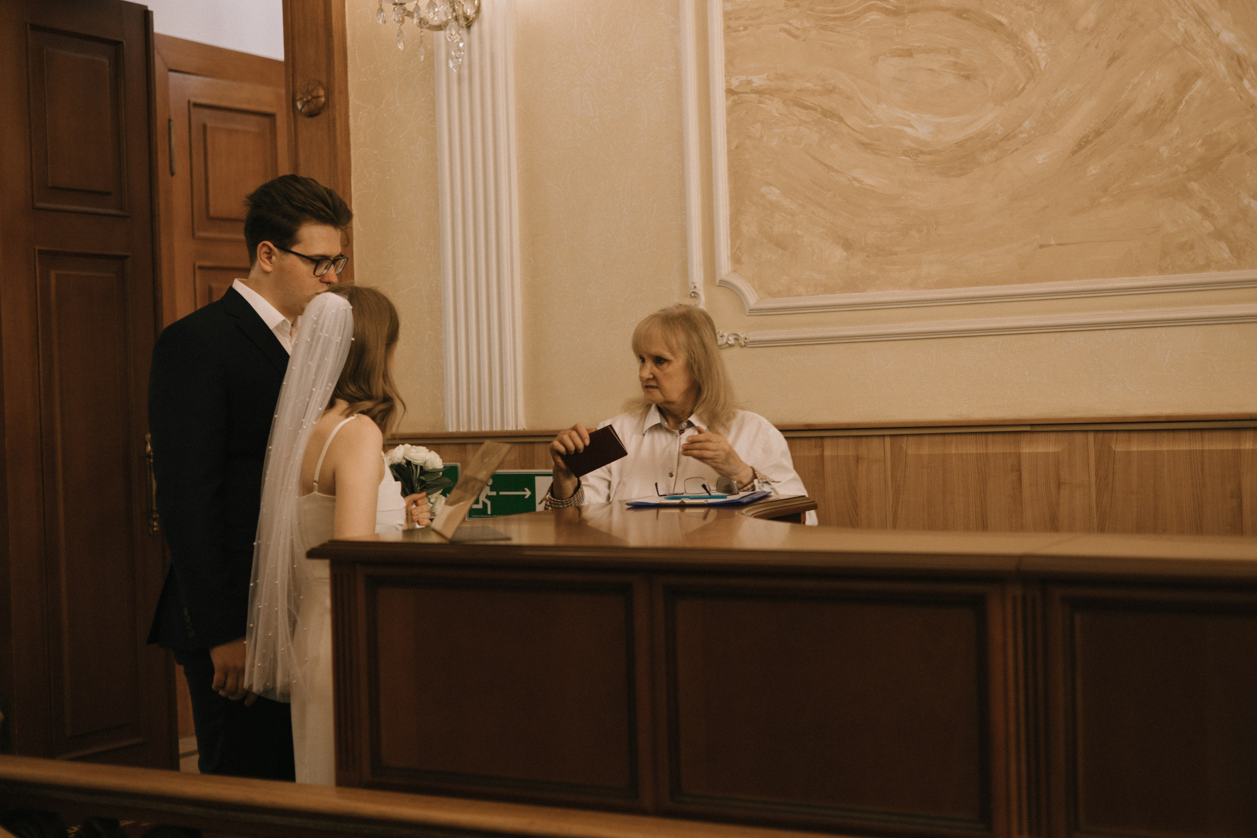 На московских изогнутых улочках. Свадебный и семейный фотограф в Санкт-Петербурге и Москве