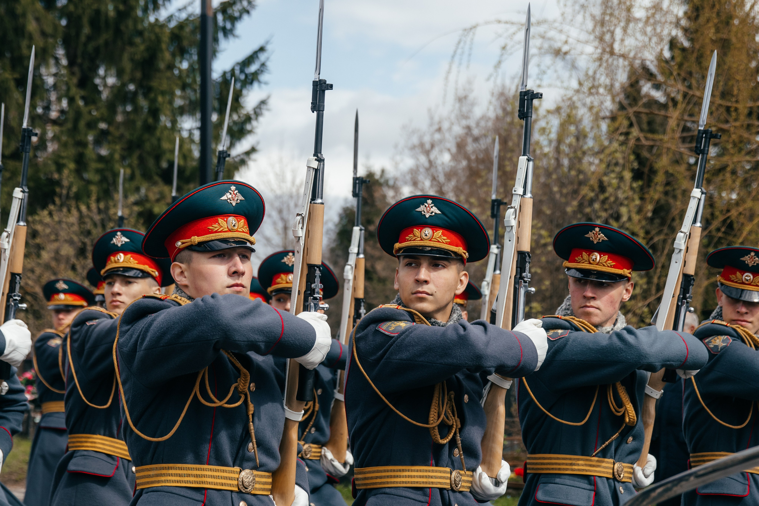 Памятное шествие к 40-летию аварии на Чернобыльской АЭС. Фото и видео проект о героях ВОВ, Чернобыльцах, Афганцах