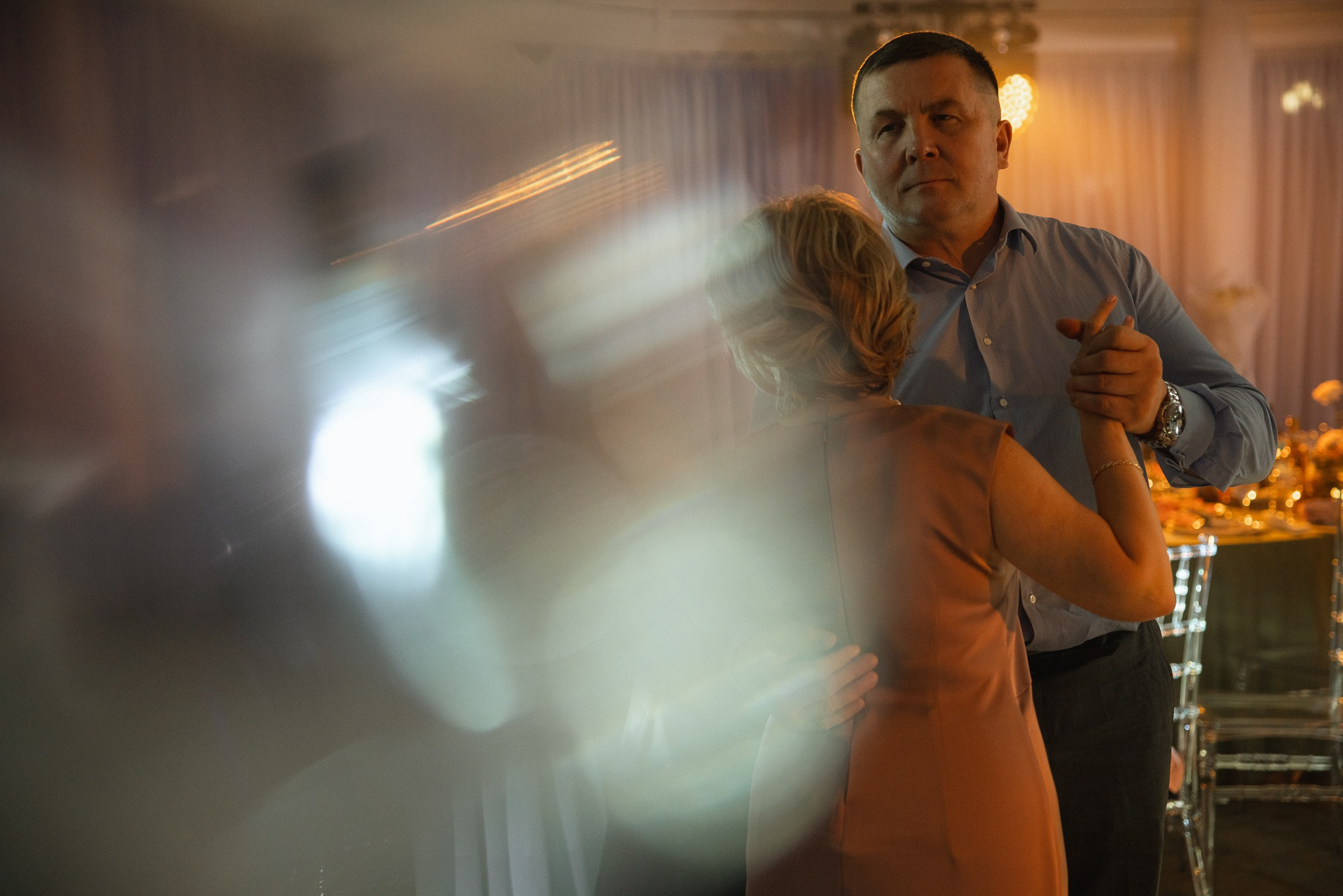 Two people swiped right. Свадебный фотограф Ярославль, Рыбинск