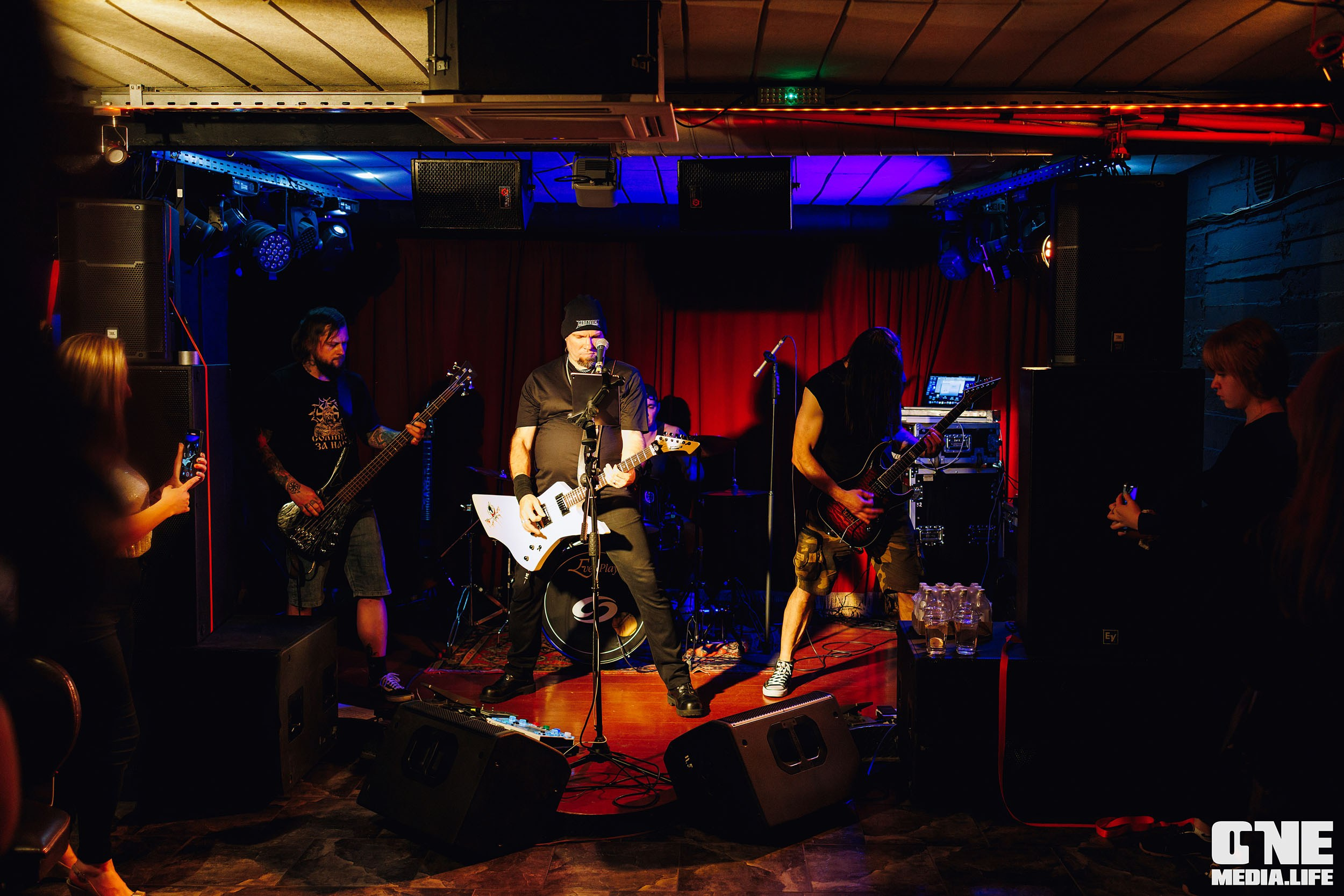 Фоторепортаж из бара Dreadnought. One Media Life: фоторепортажи, фотоотчеты с мероприятий и заведений