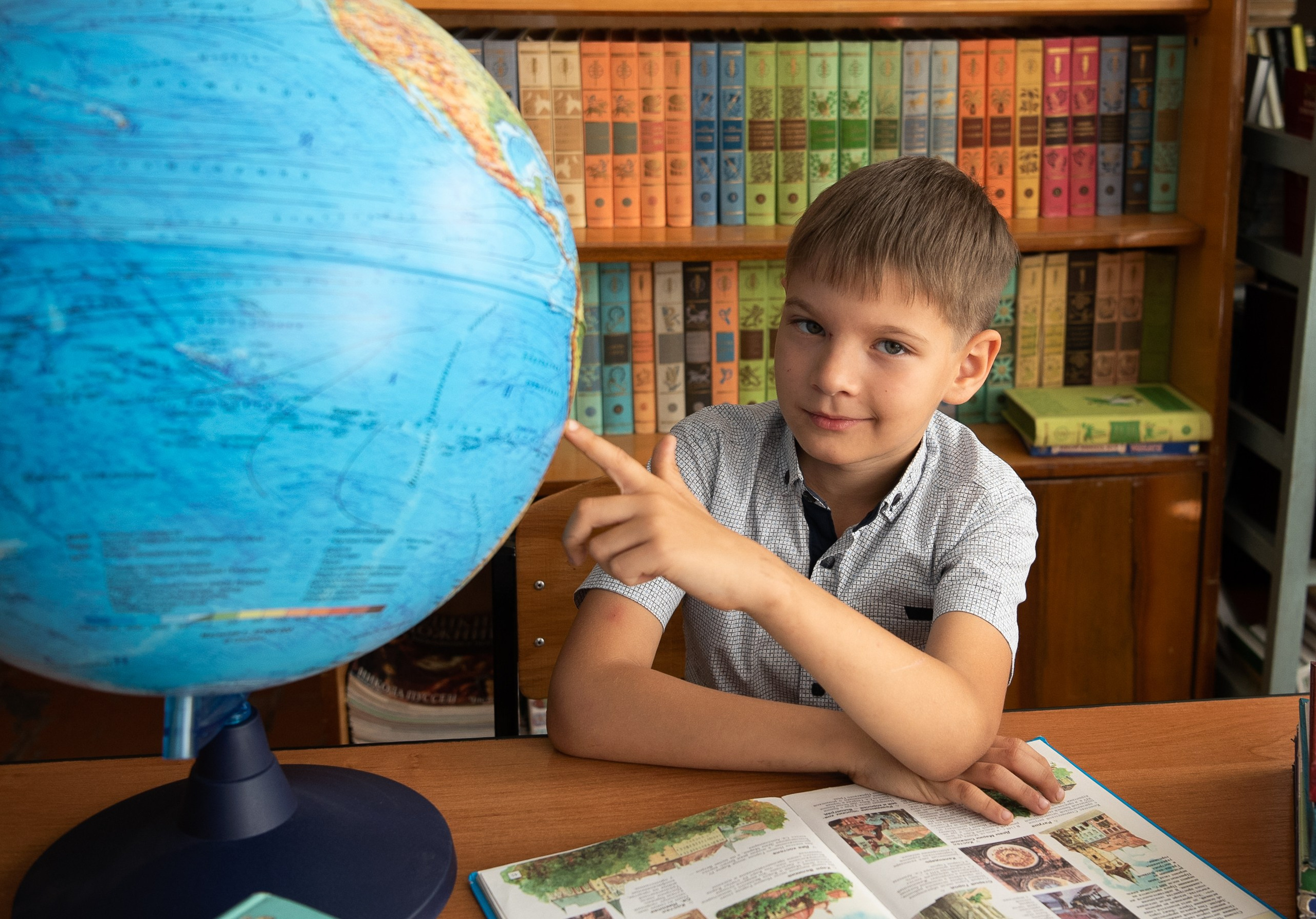 Школьные. Фотограф Юлия Летовальцева, город Мариуполь