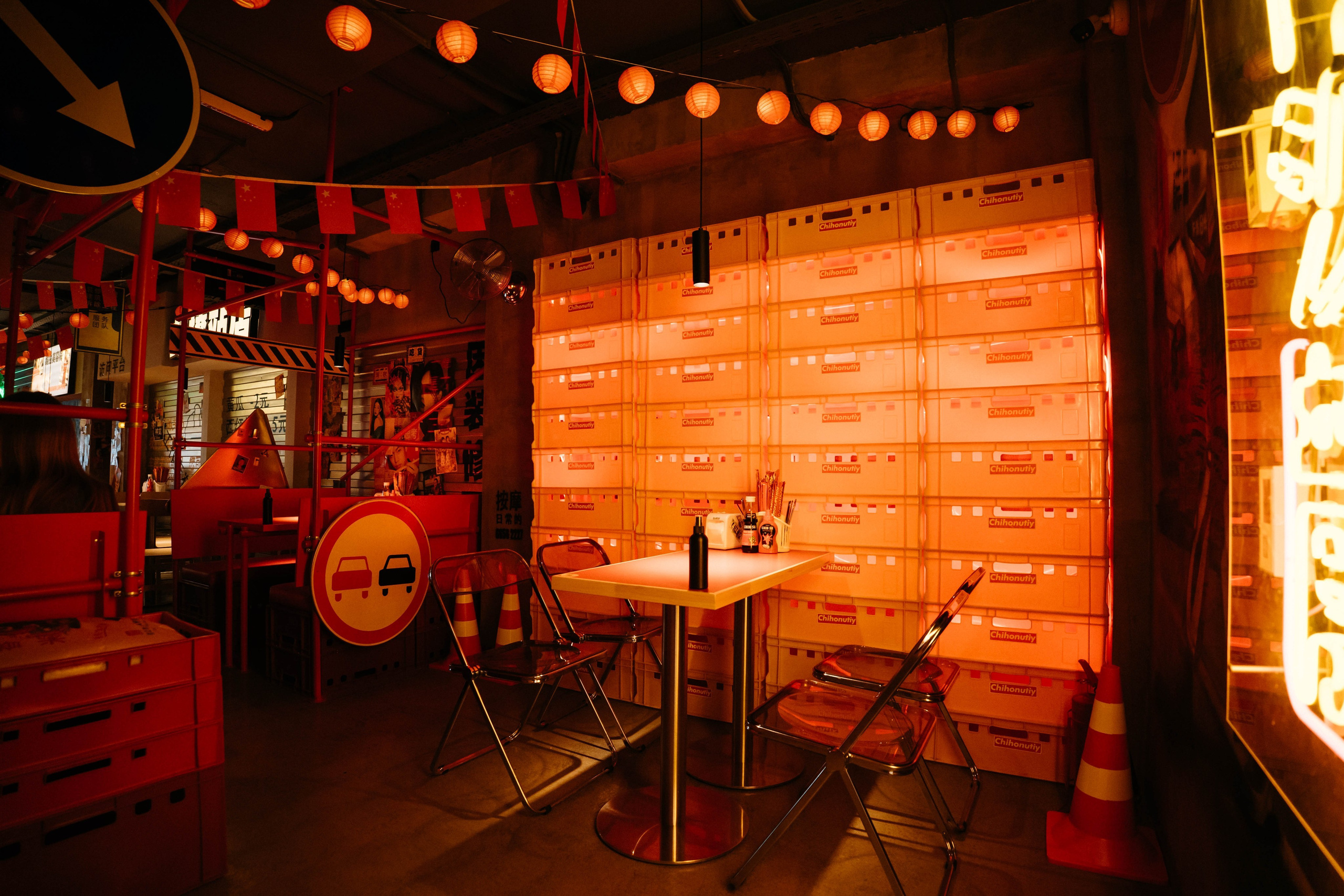 Интерьерная съемка для китайского ресторана «ЧИХО». Видеограф и Фотограф в Челябинске Ксения и Владимир Рюмины