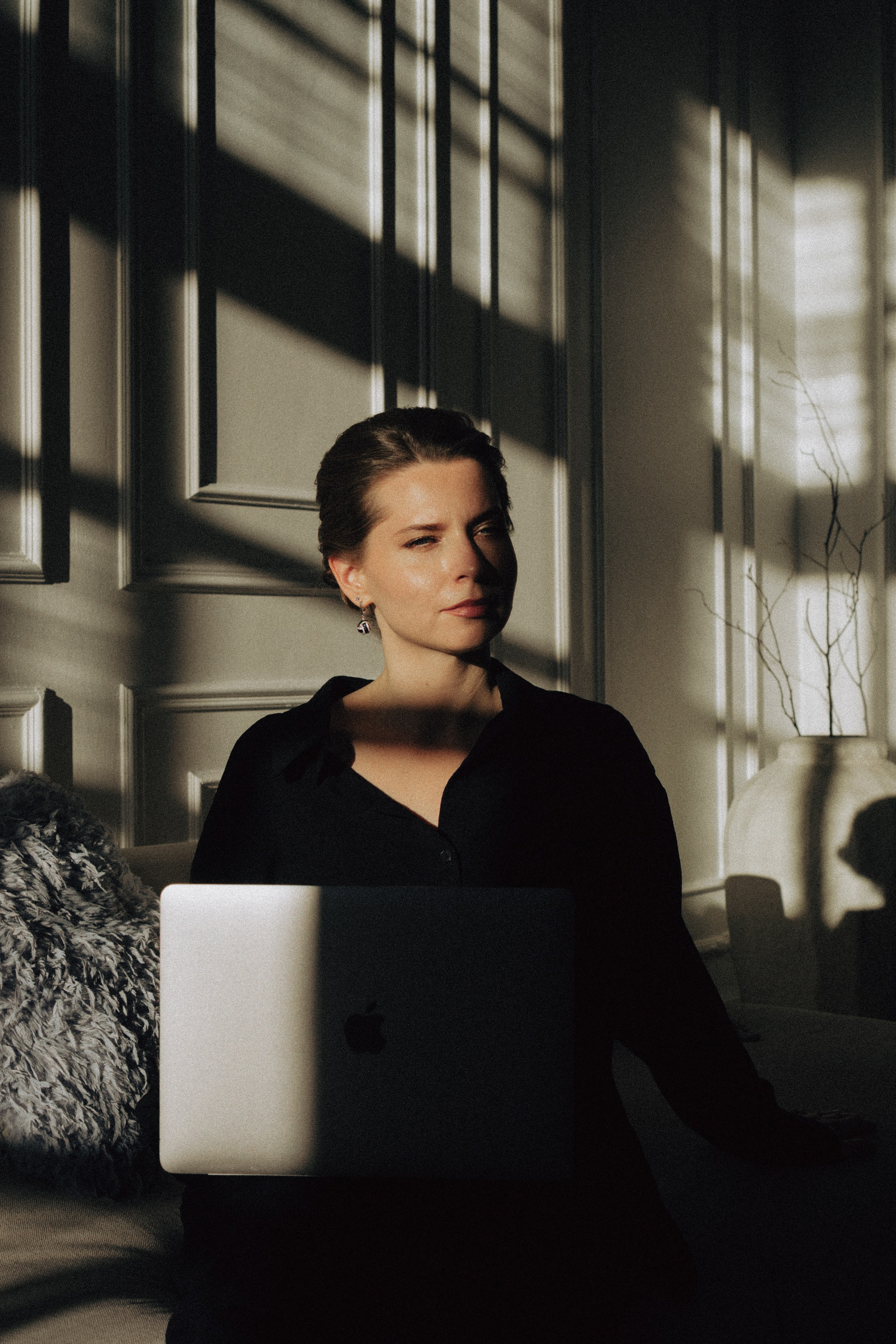 ФОТОСЕСИИЯ В СТУДИИ ДЛЯ ДЕВУШКИ ПСИХОЛОГА. Профессиональный фотограф, Санкт-Петербург — Виктория Богомолова